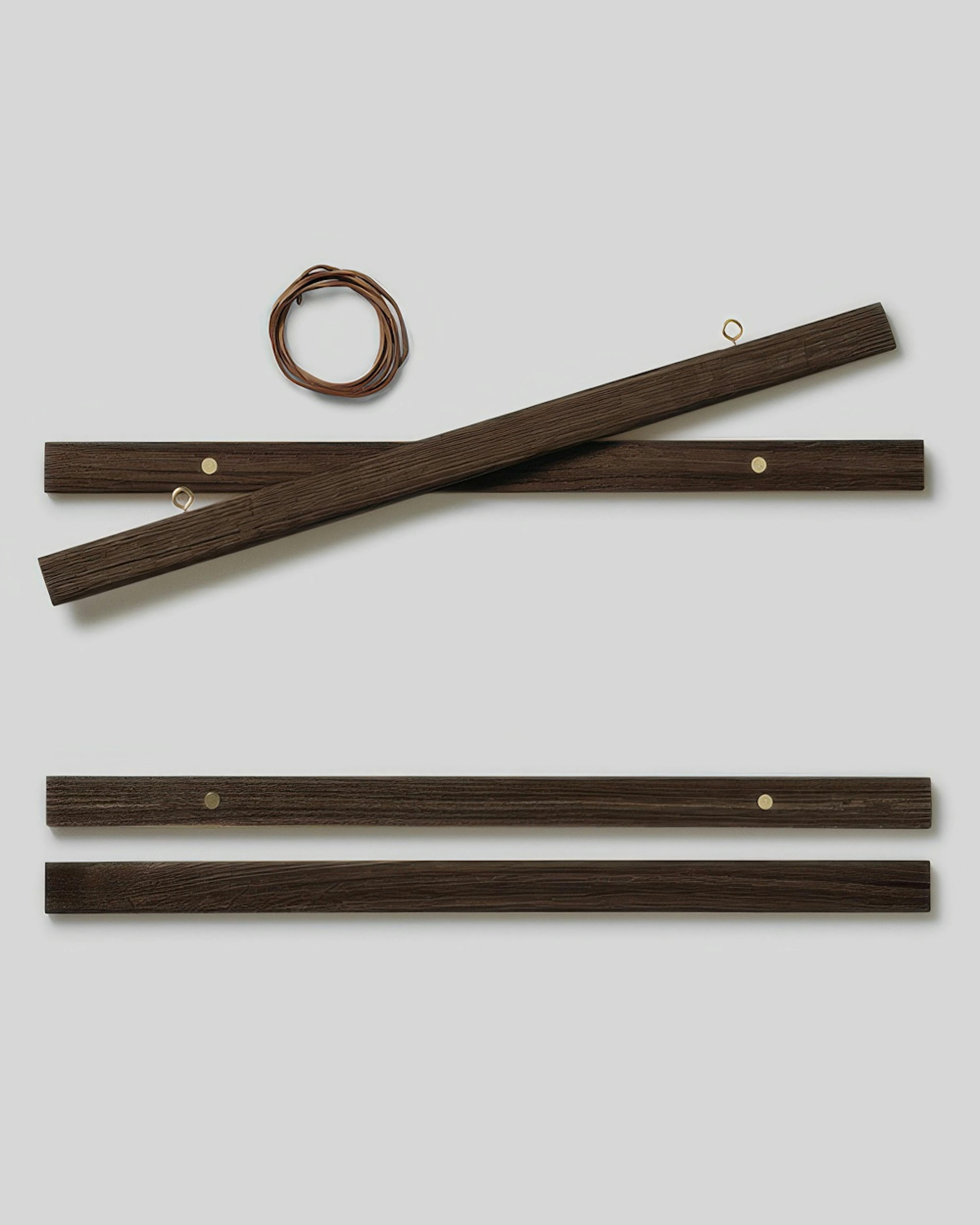 Baguette de suspension en chêne foncé de 41 cm, fermeture aimantée