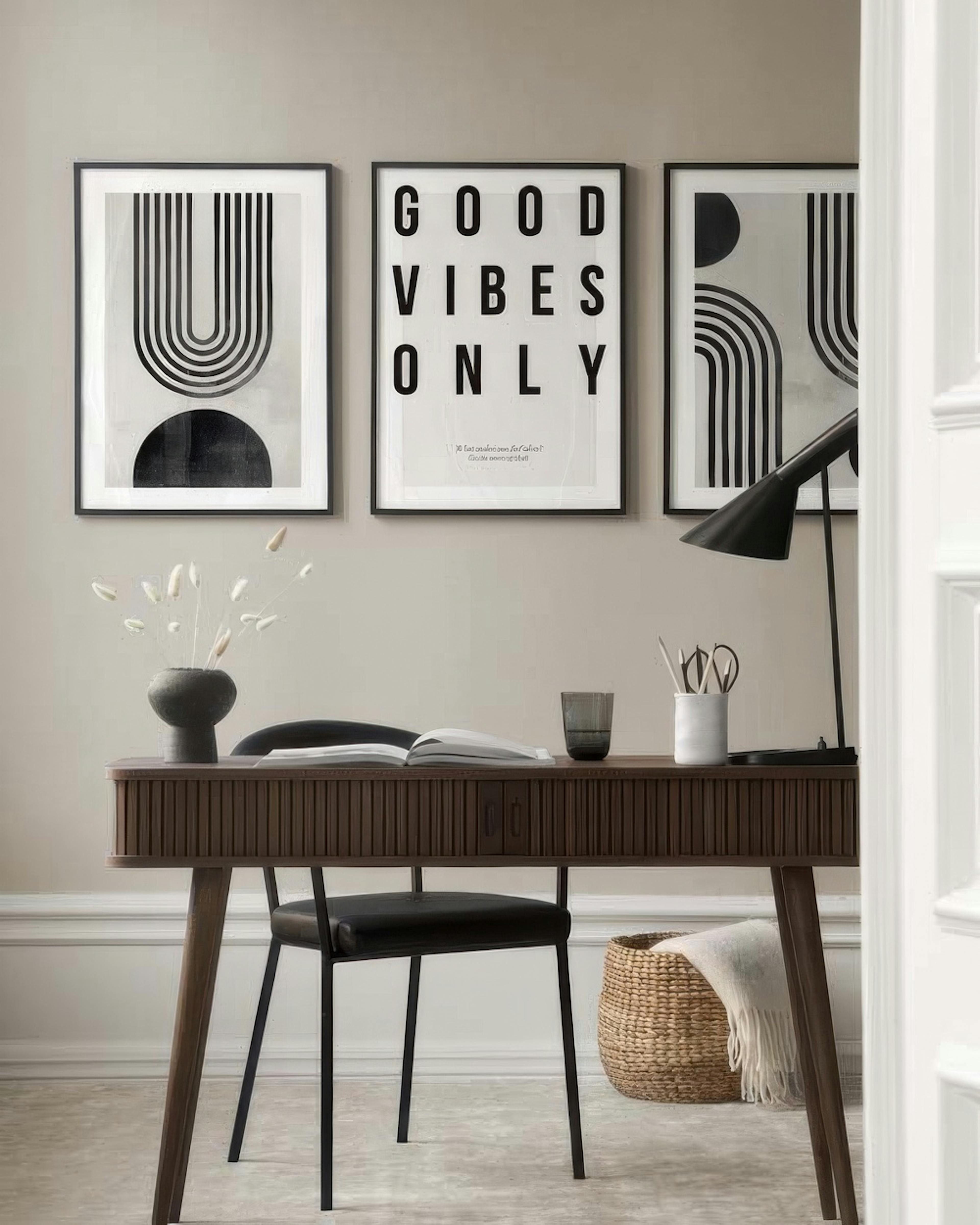Arches Trio Poster pack