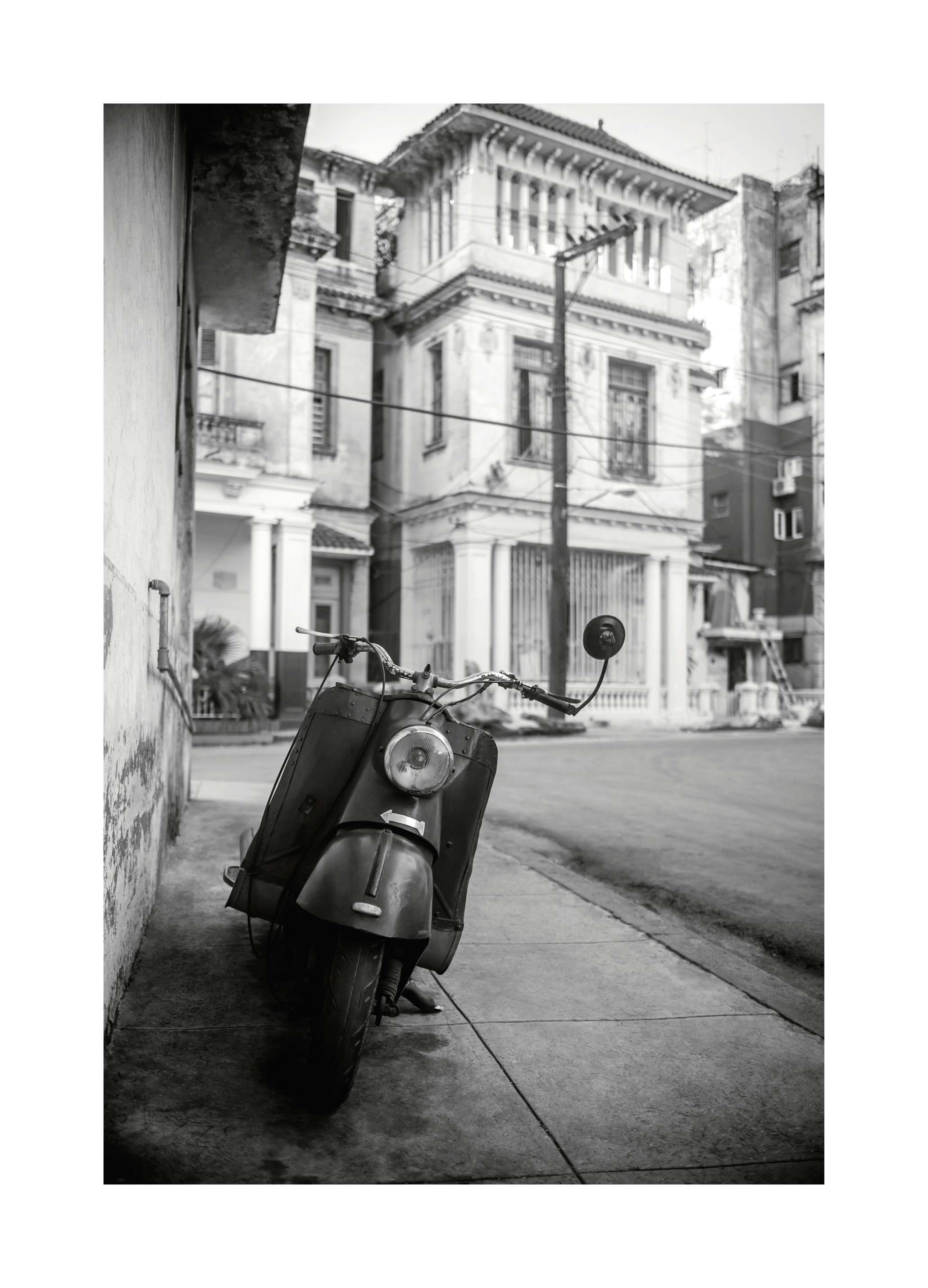 Street of Havana Print (50x70 cm)