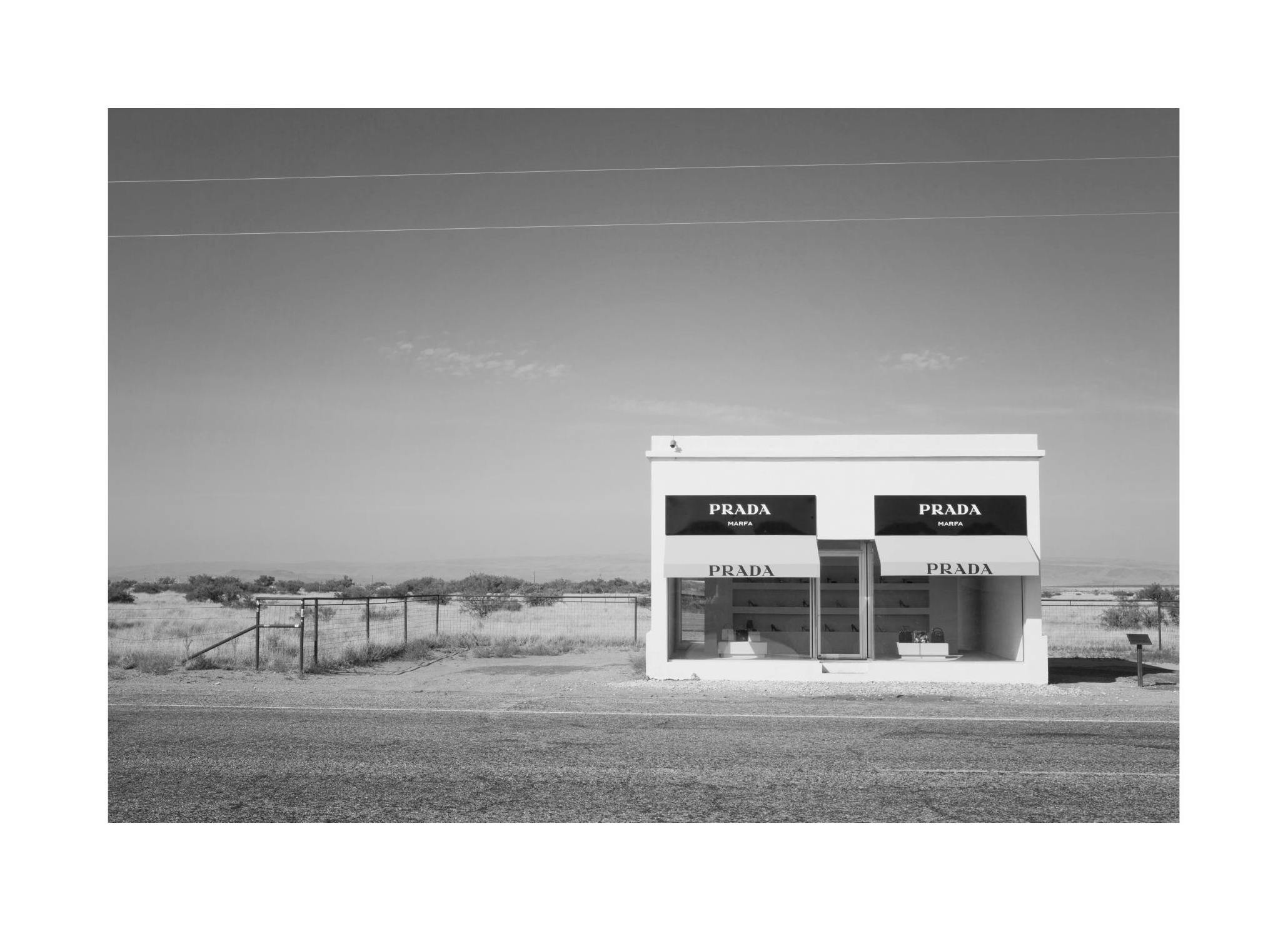 Prada Marfa B&W Poster (50x70 cm) - Zwart wit posters