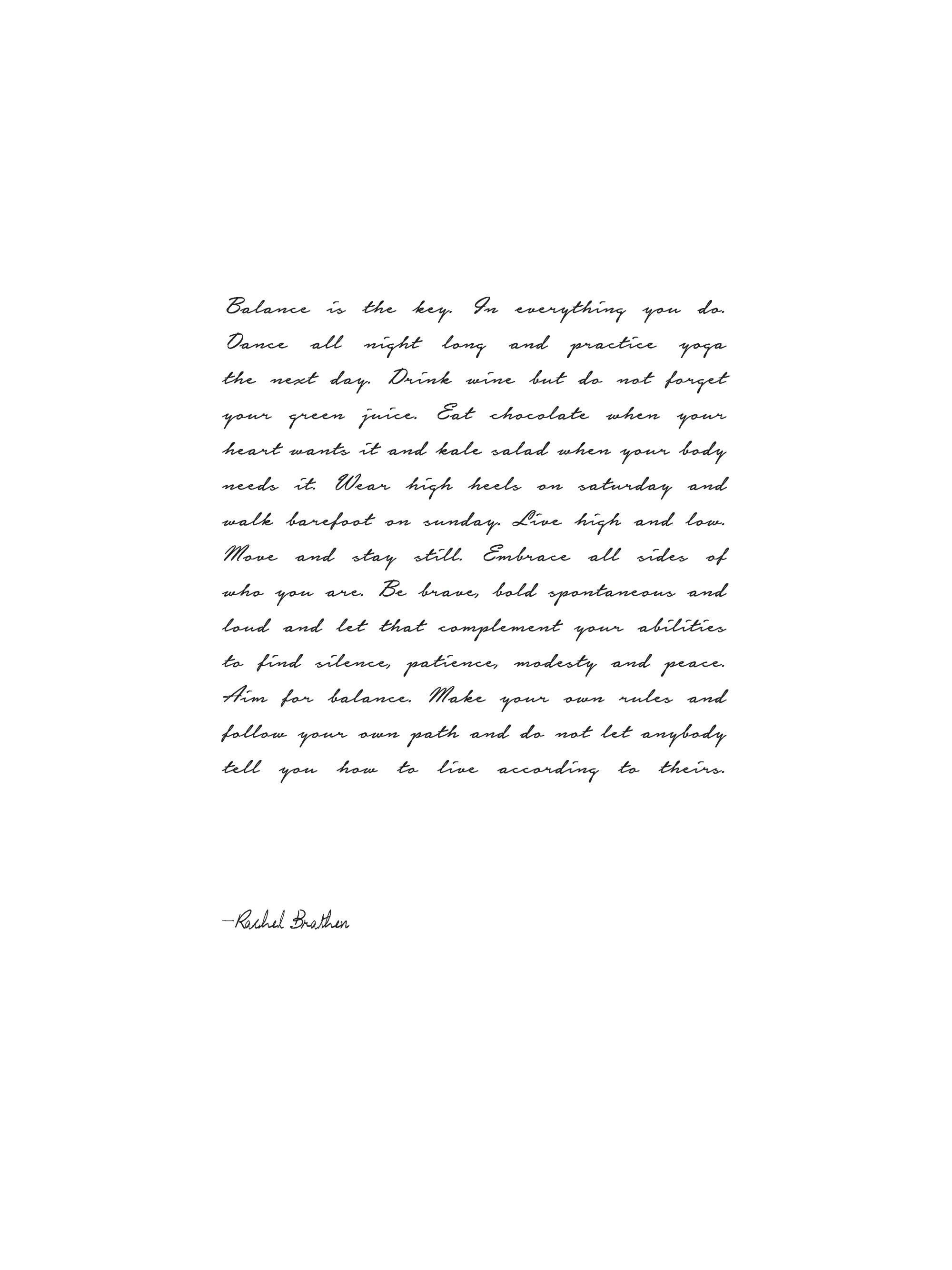 Affiche noir et blanc avec typographie manuscrite affichant une citation sur léquilibre de la vie