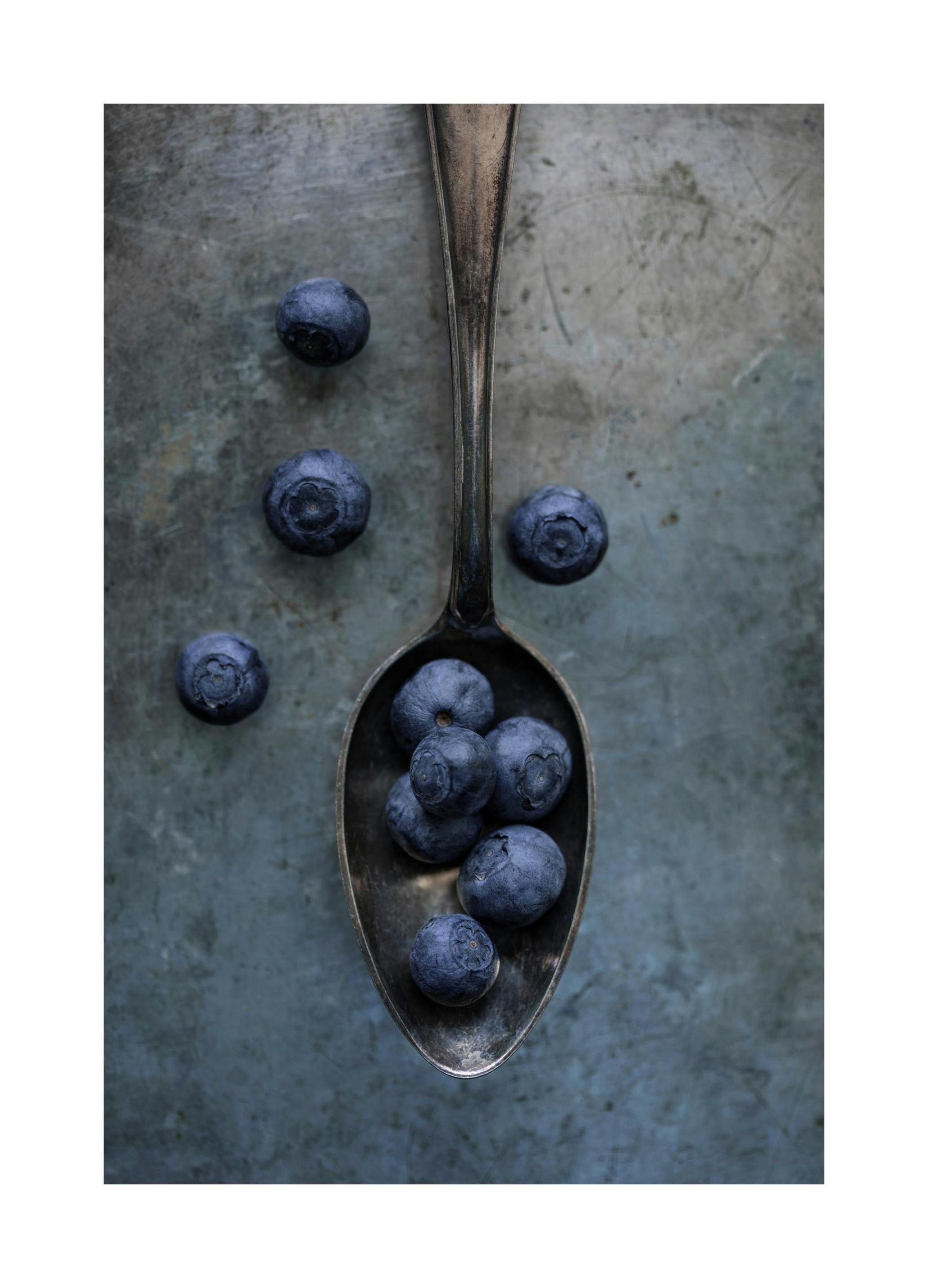 Prints - Sweet Blueberries Print (50x70 cm) - Kitchen wall art