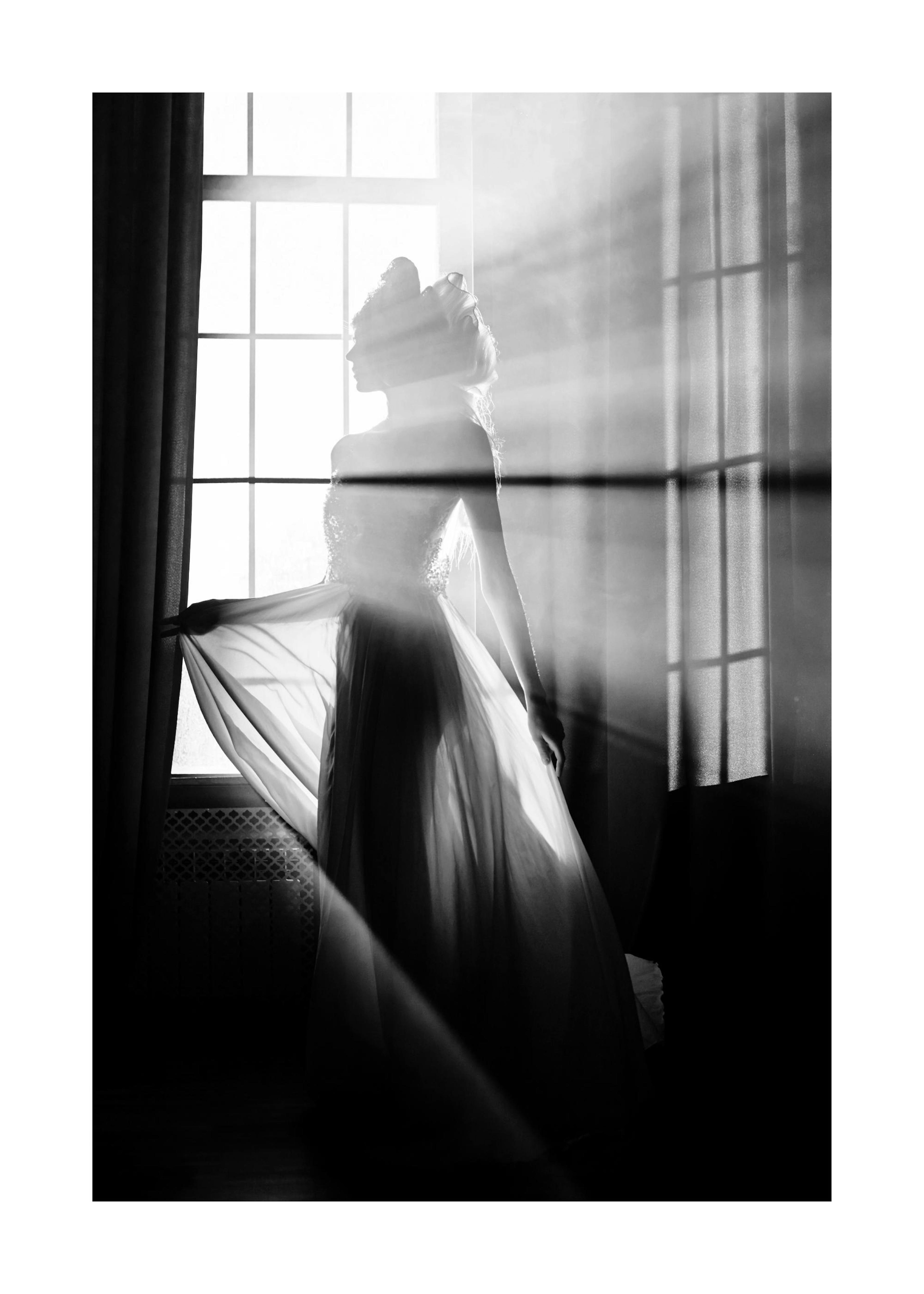 Girl in the Sunlight Print 0
