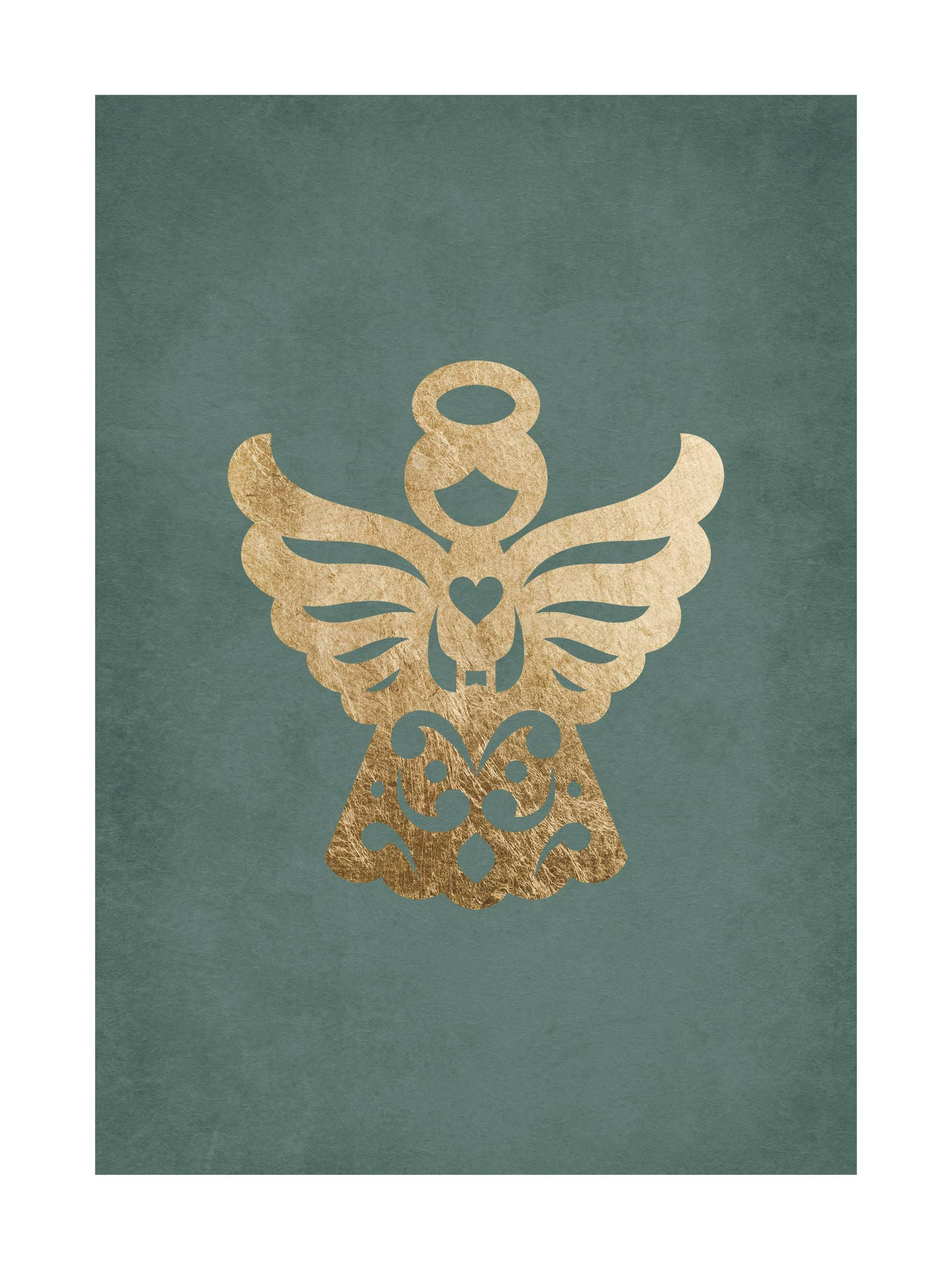 Gyllene ängel med vingar och gloria på en grön julbakgrund, perfekt för juldekorationer.