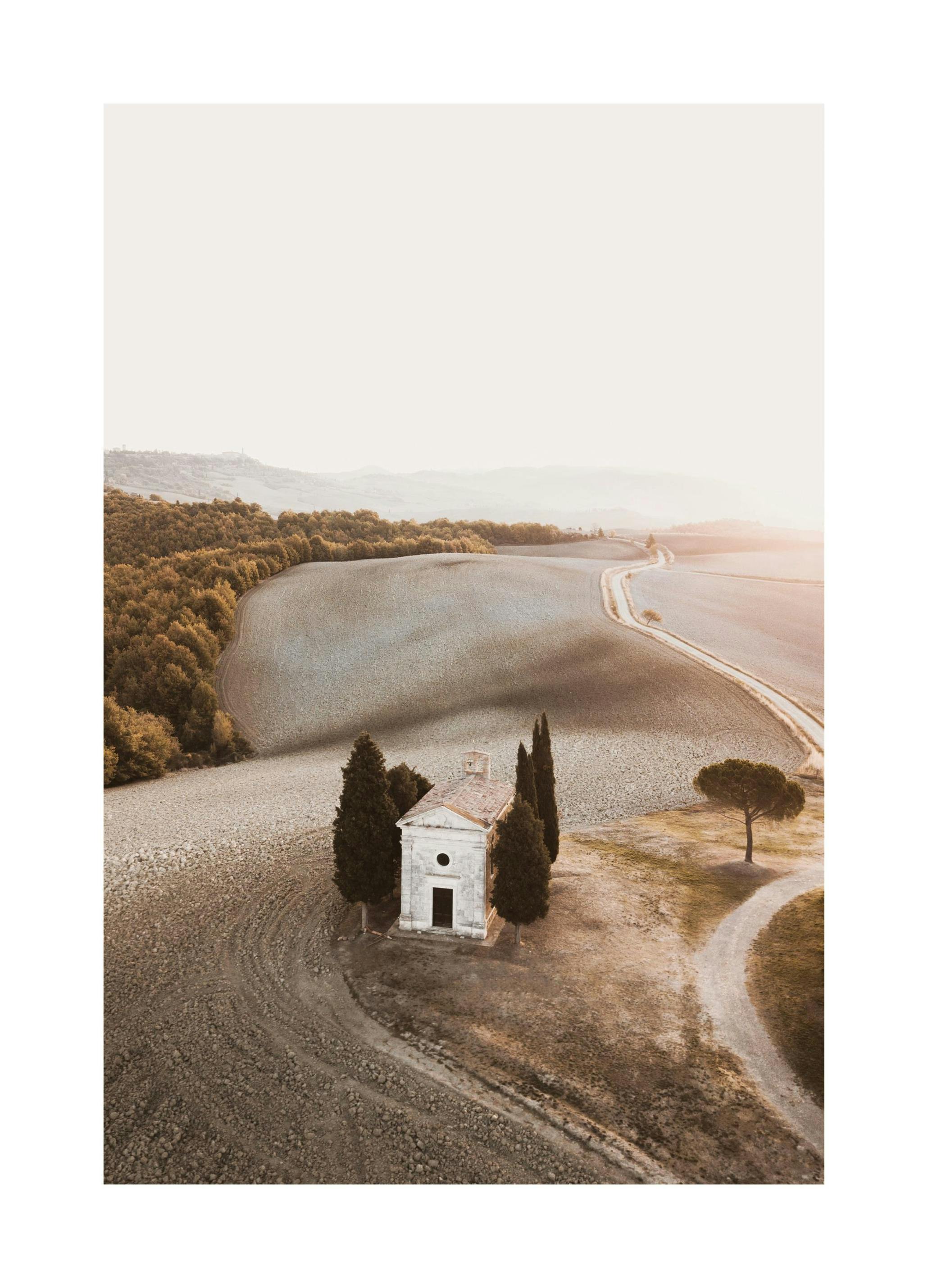 Chapel in Tuscany Print (50x70 cm)