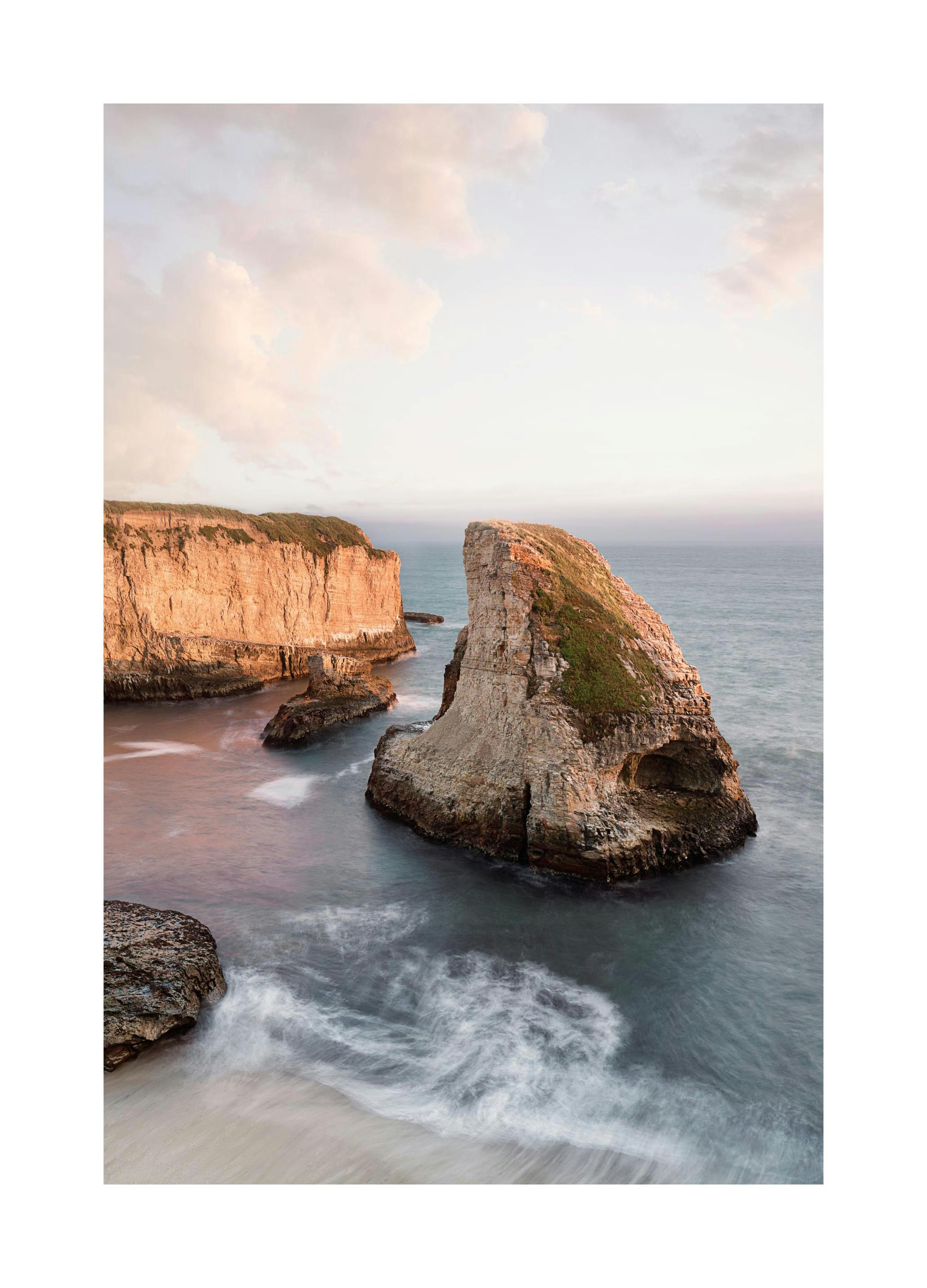 Shark Fin Cove Poster (50x70 cm)