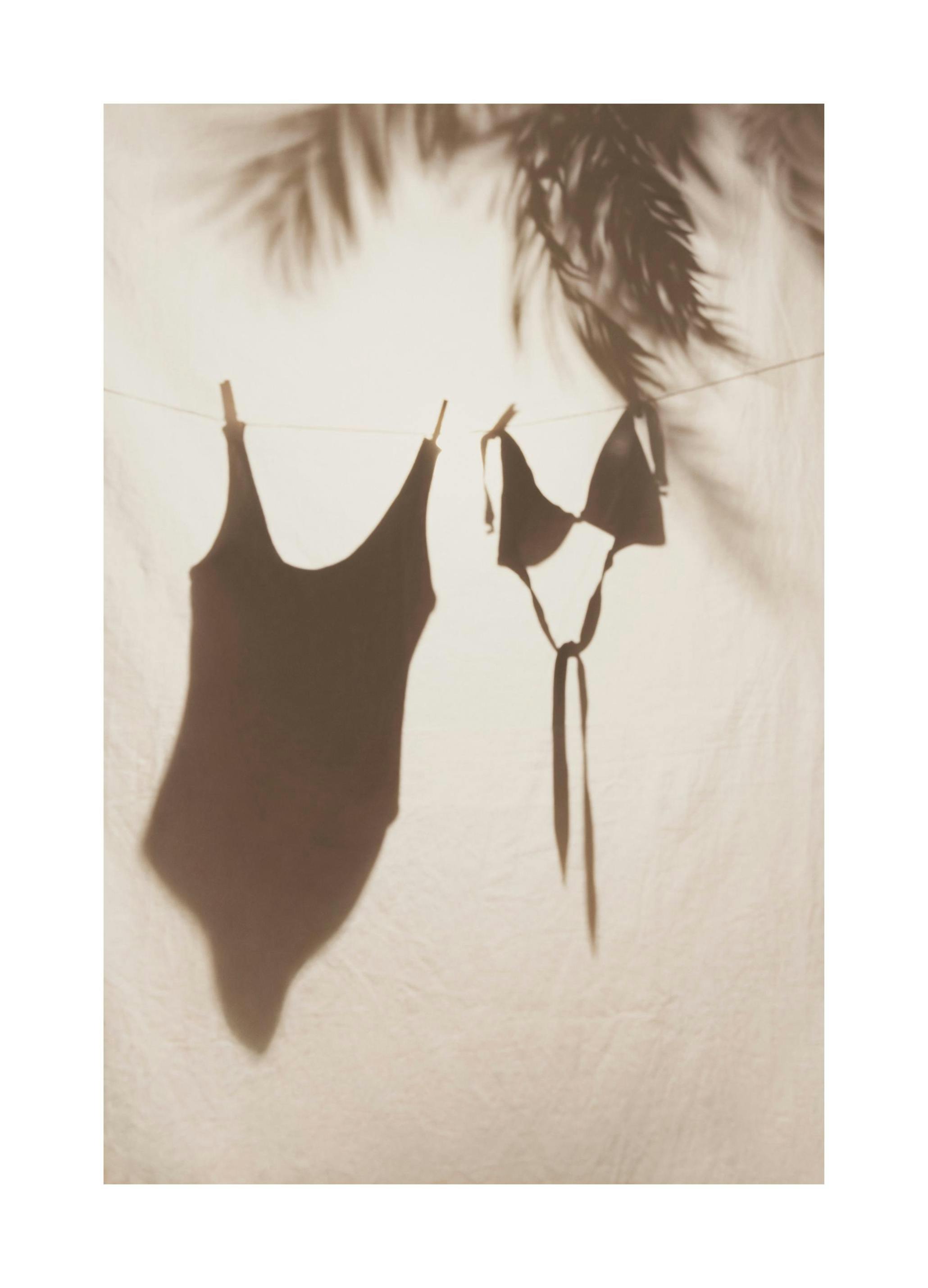 Swimwear Shadow Affiche (30x40 cm) - Photographies