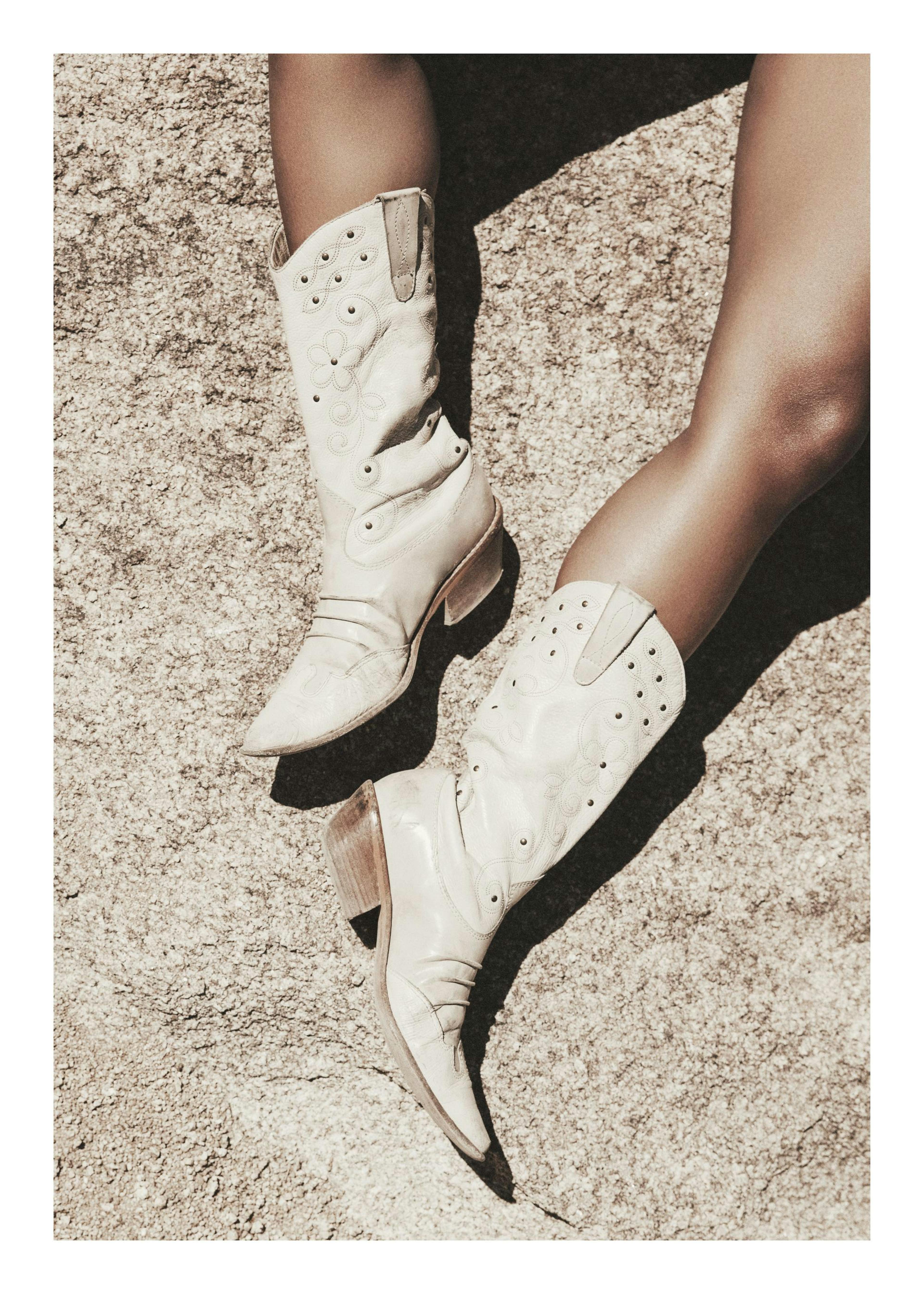 Cowgirl Chic Print 0