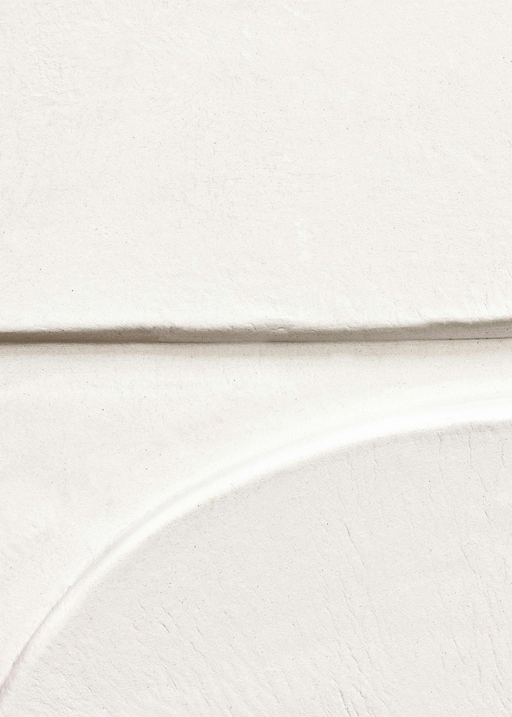 Minimalistic beige textured poster with a horizontal line and a curved line creating a 3D illusion.