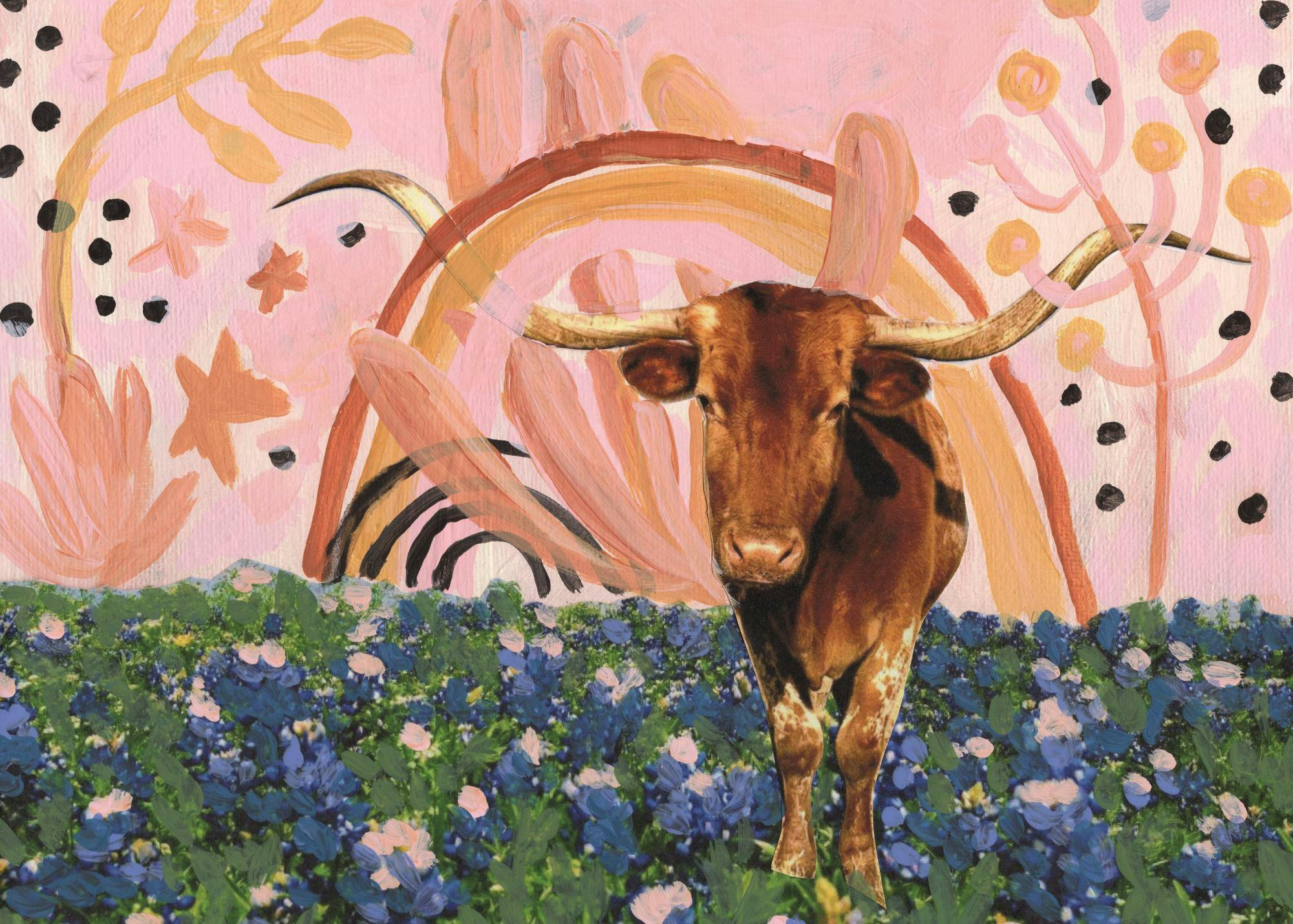 Brun longhornku i et felt med blå blomster, med en rosa bakgrunn med regnbuer og abstrakte former.
