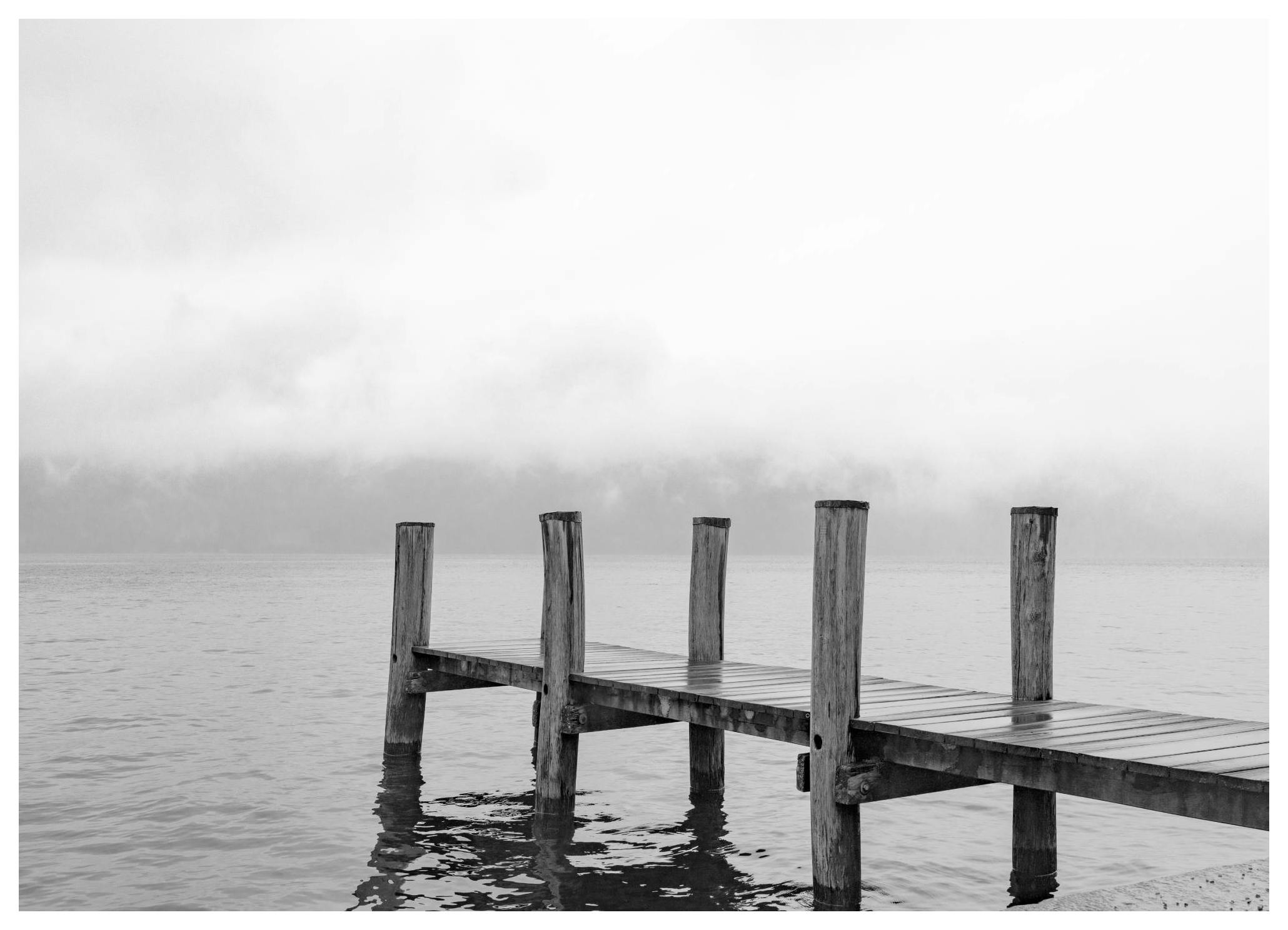 Peaceful Jetty Plakat (50x50 cm)- Czarno-białe zdjęcia