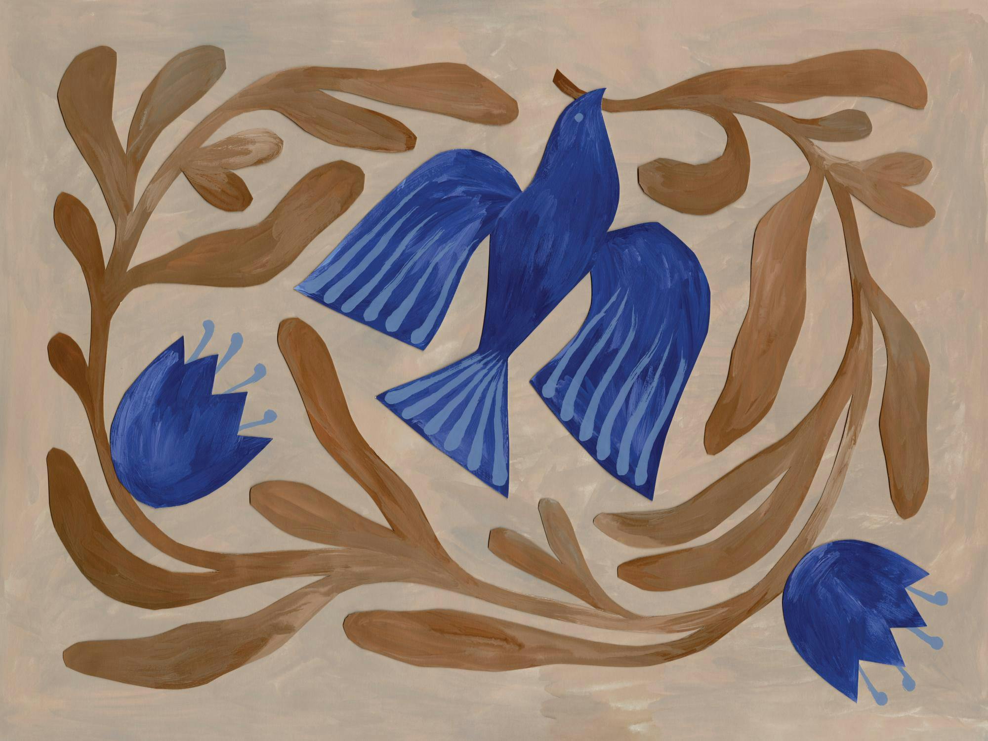 Handmålad poster med blå fågel med utbredda vingar bland bruna grenar och blå blommor, beige bakgrund