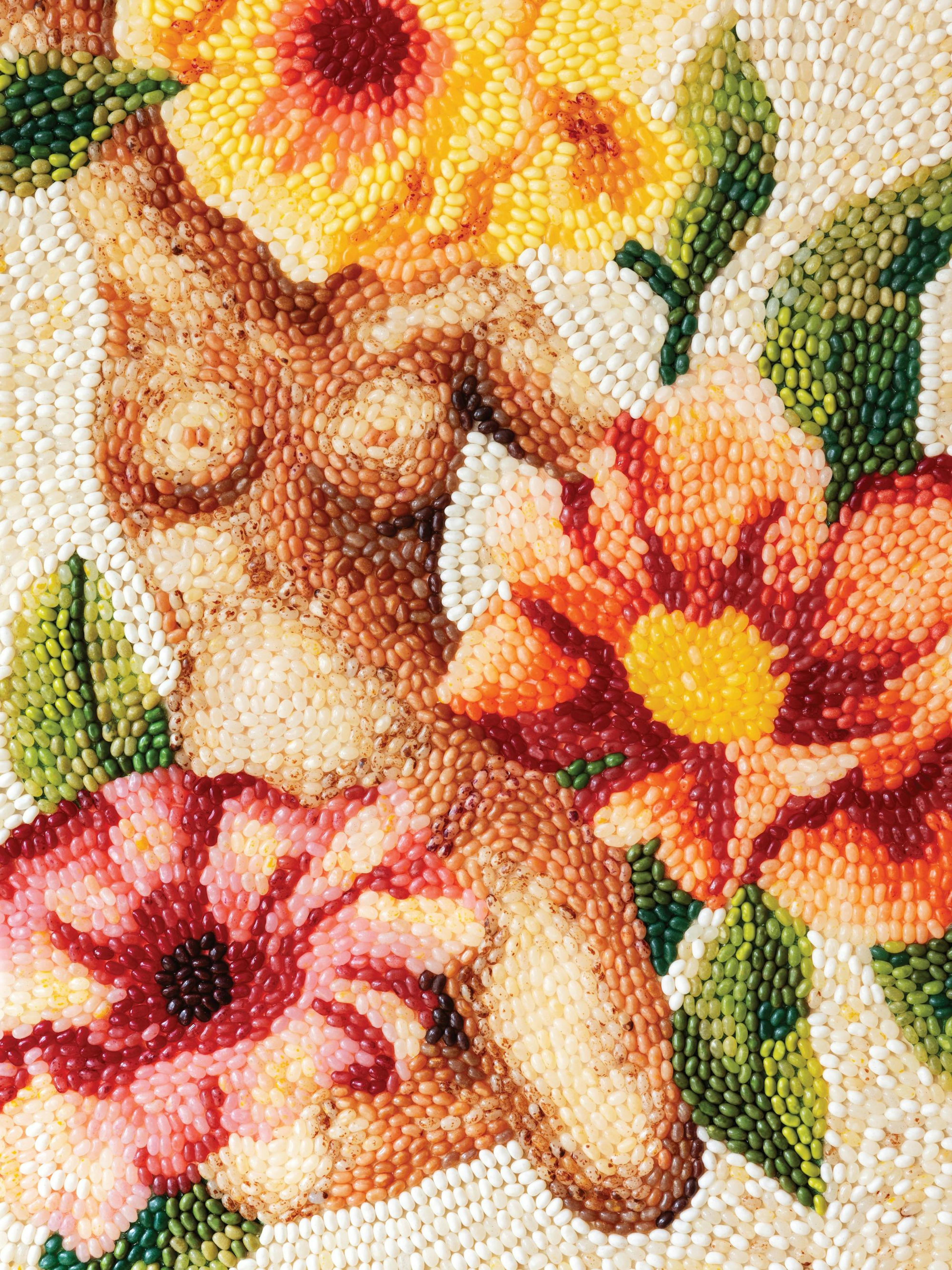 Detaljeret mosaikkunst af en kvindefigur og blomster lavet af farverige vingummier til en Candy Garden plakat.