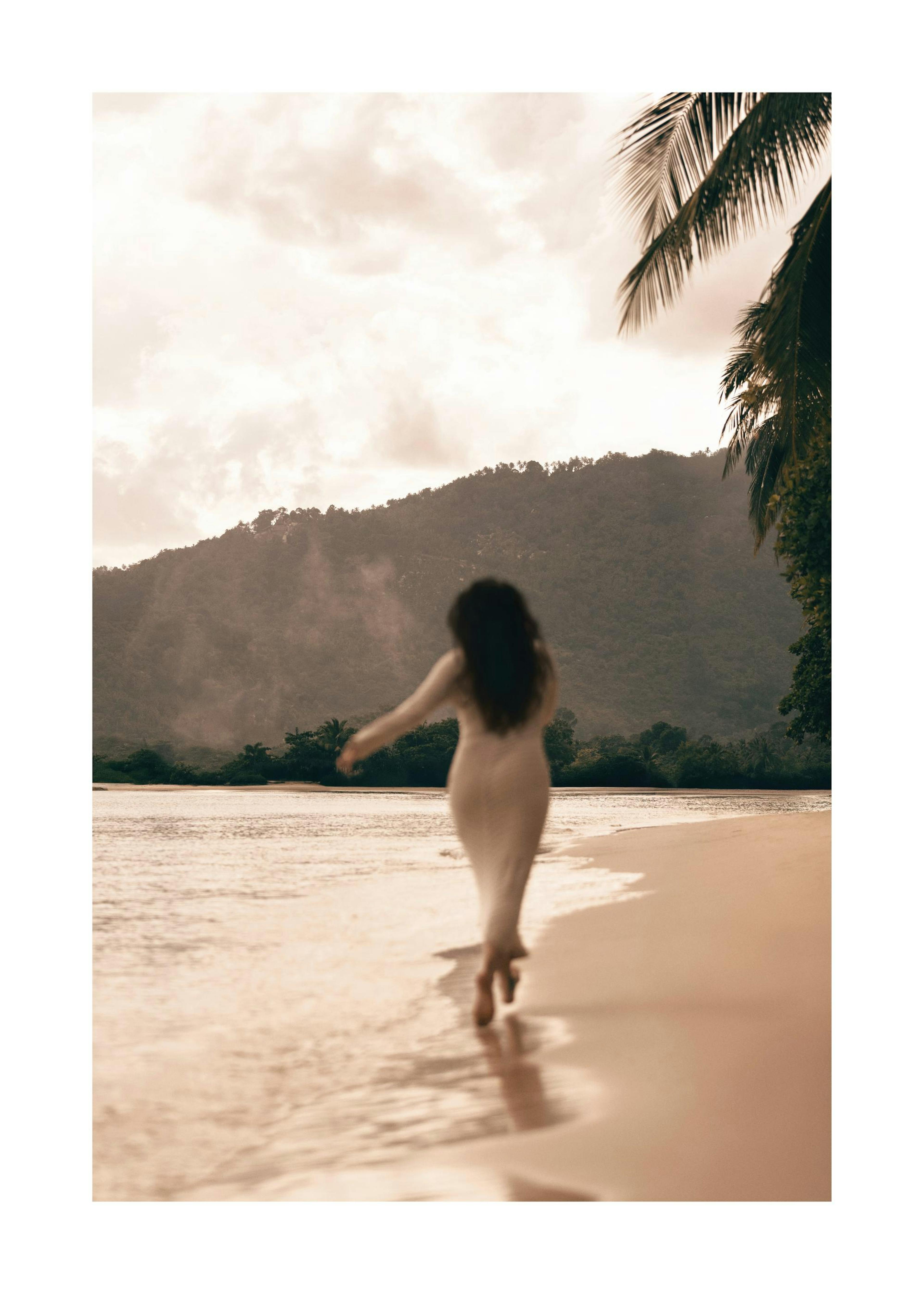 Golden Escape Print 0