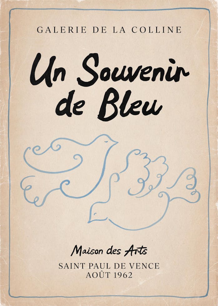 En poster med texten Un Souvenir de Bleu, stiliserade duvor i blått och fransk text mot en beige bakgrund med en blå ram.