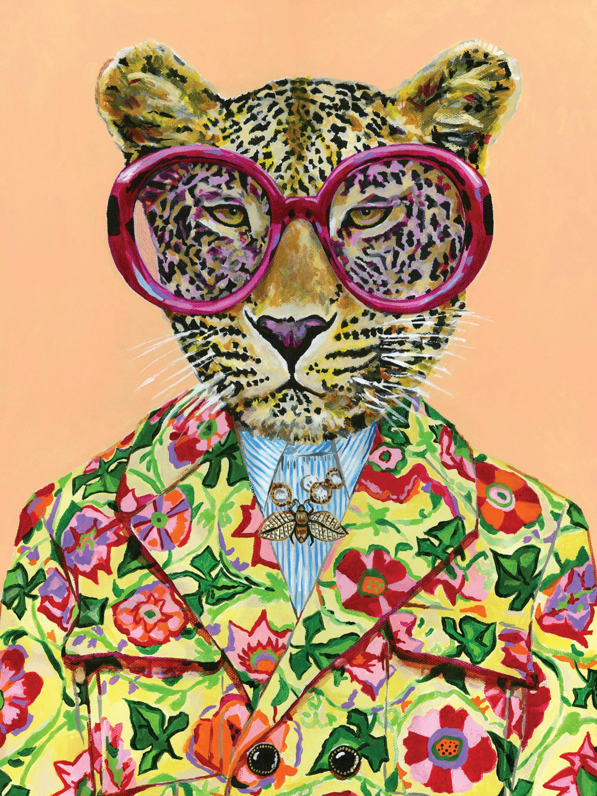 Póster de leopardo con gafas rosas, camisa azul a rayas, chaqueta floral multicolor y fondo naranja pastel.