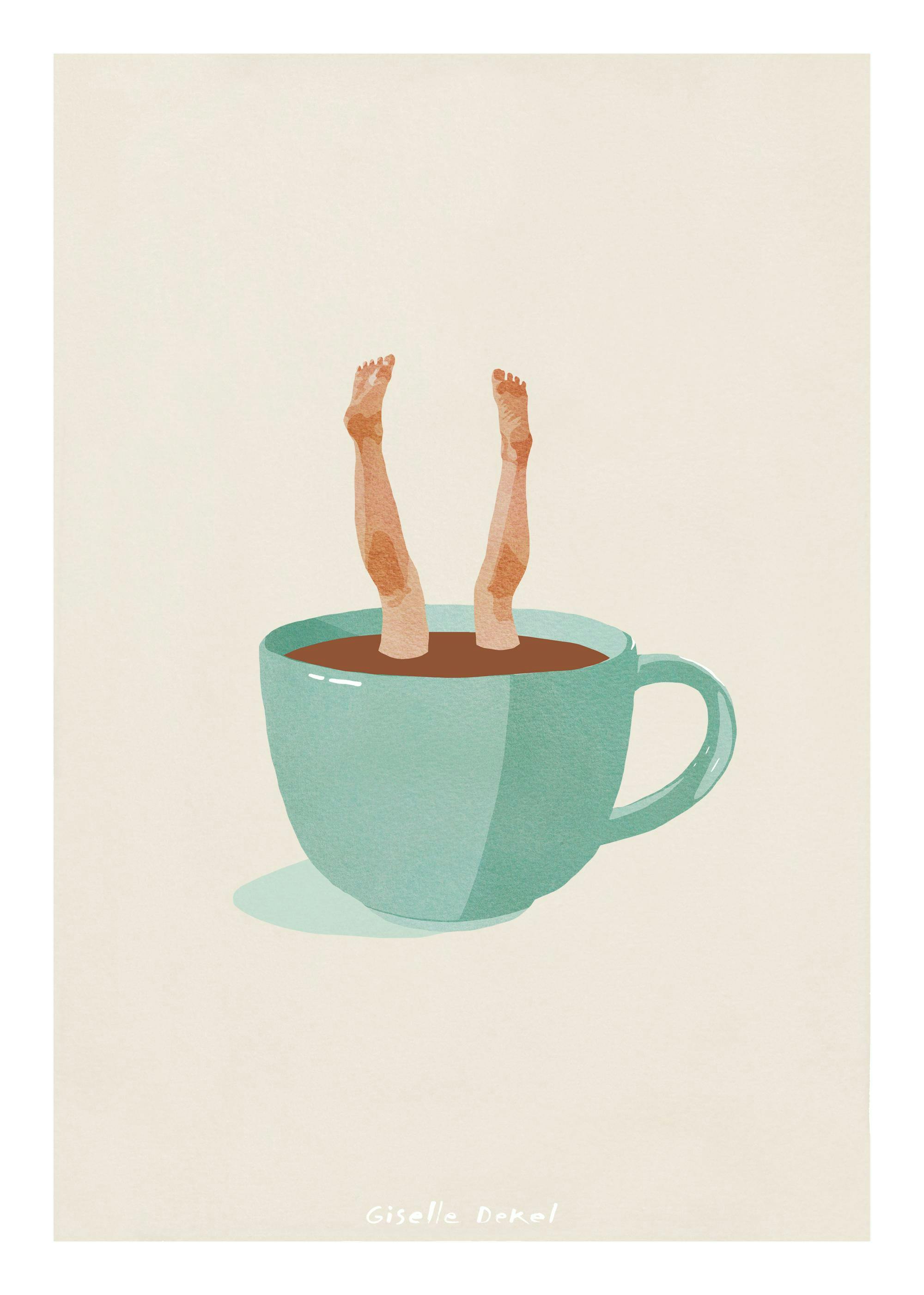 Illustratie van voeten die uit een kop koffie steken, op een beige achtergrond. Giselle Dekel poster.