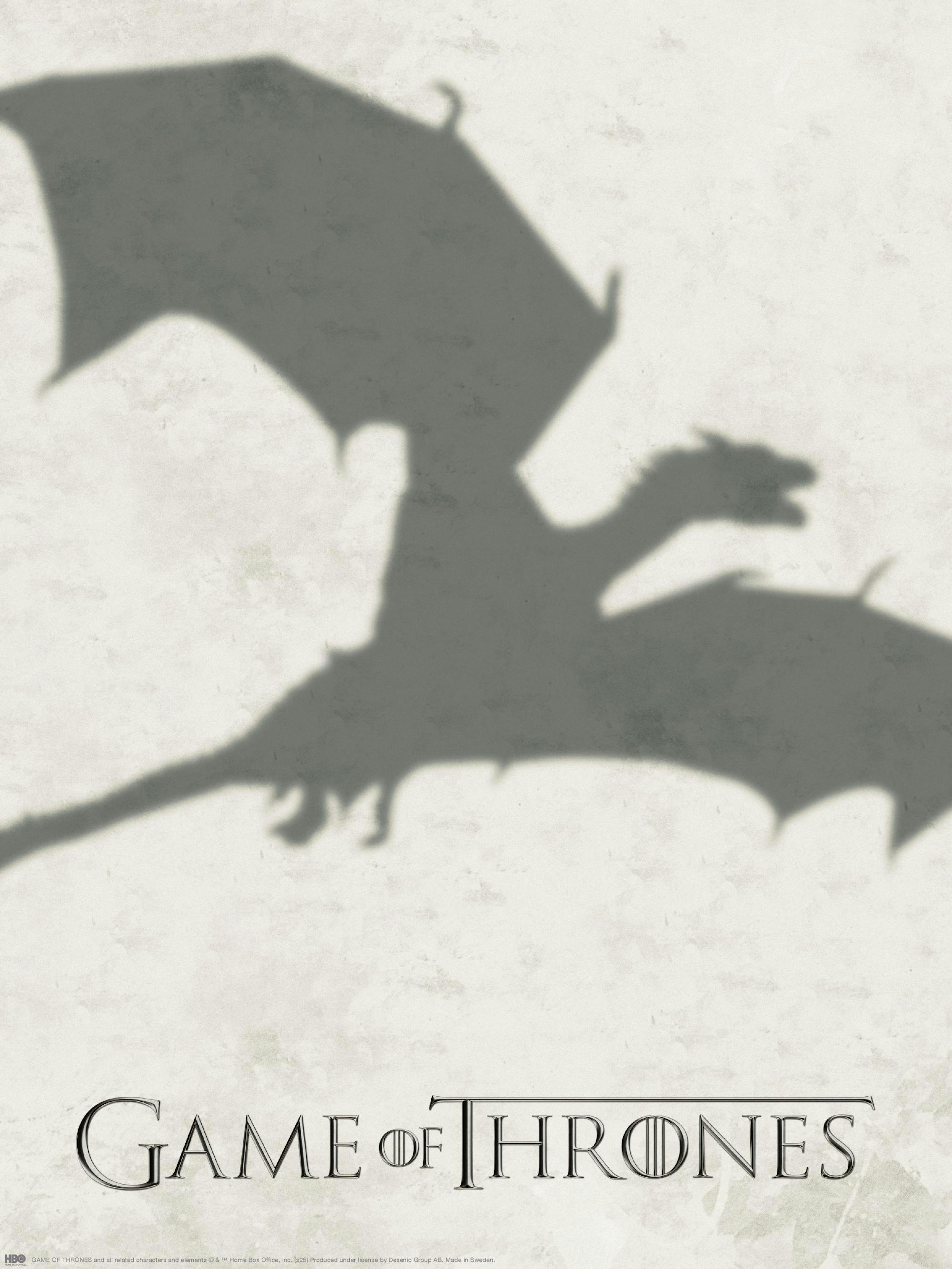 Game of Thrones™ plakat med en grå drageskygge som flyr på en lys bakgrunn, Game of Thrones-logoen nederst.