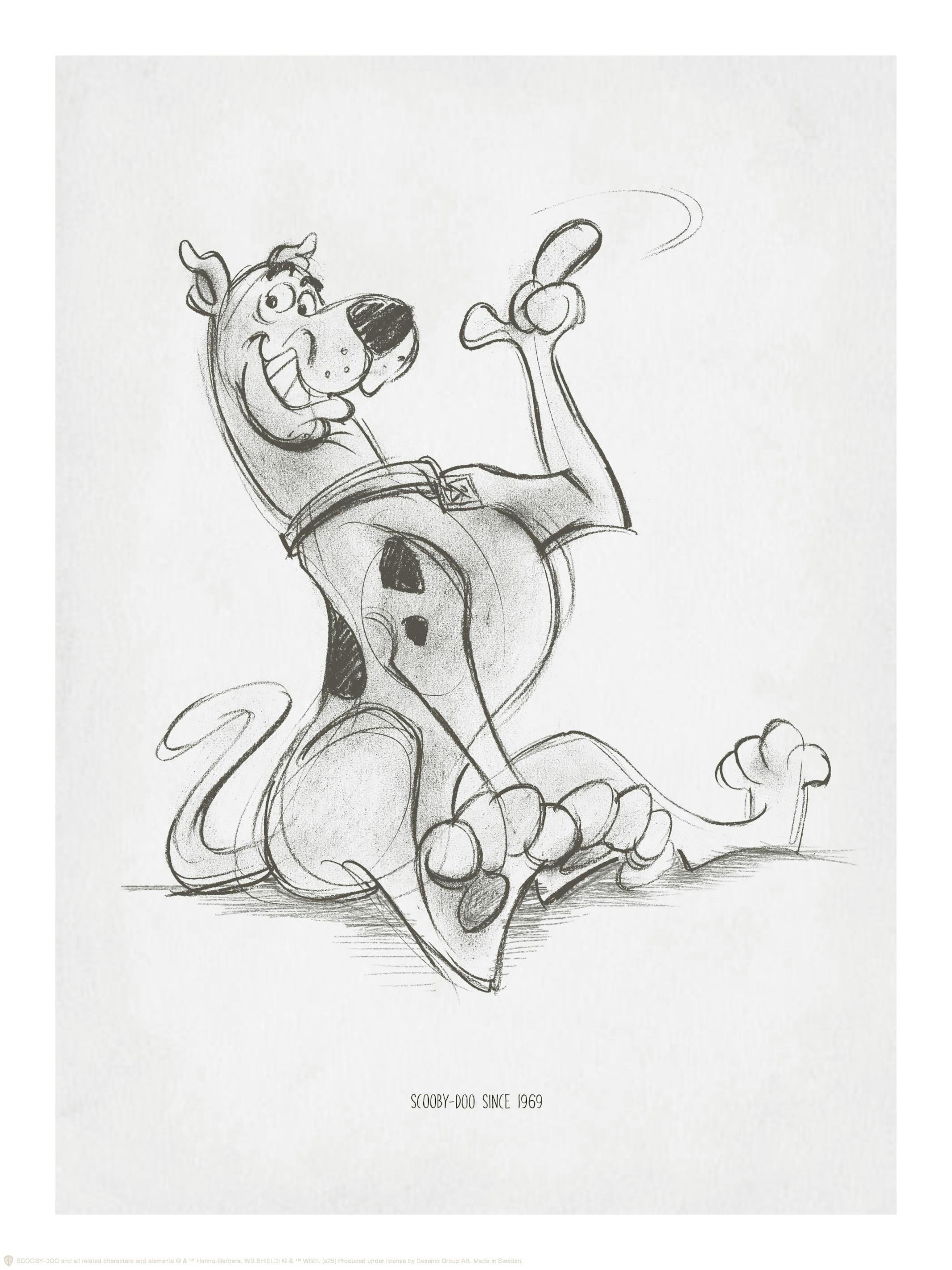 Póster con boceto de Scooby-Doo en blanco y negro, el personaje aparece sentado con la pata levantada y la boca abierta sonriend