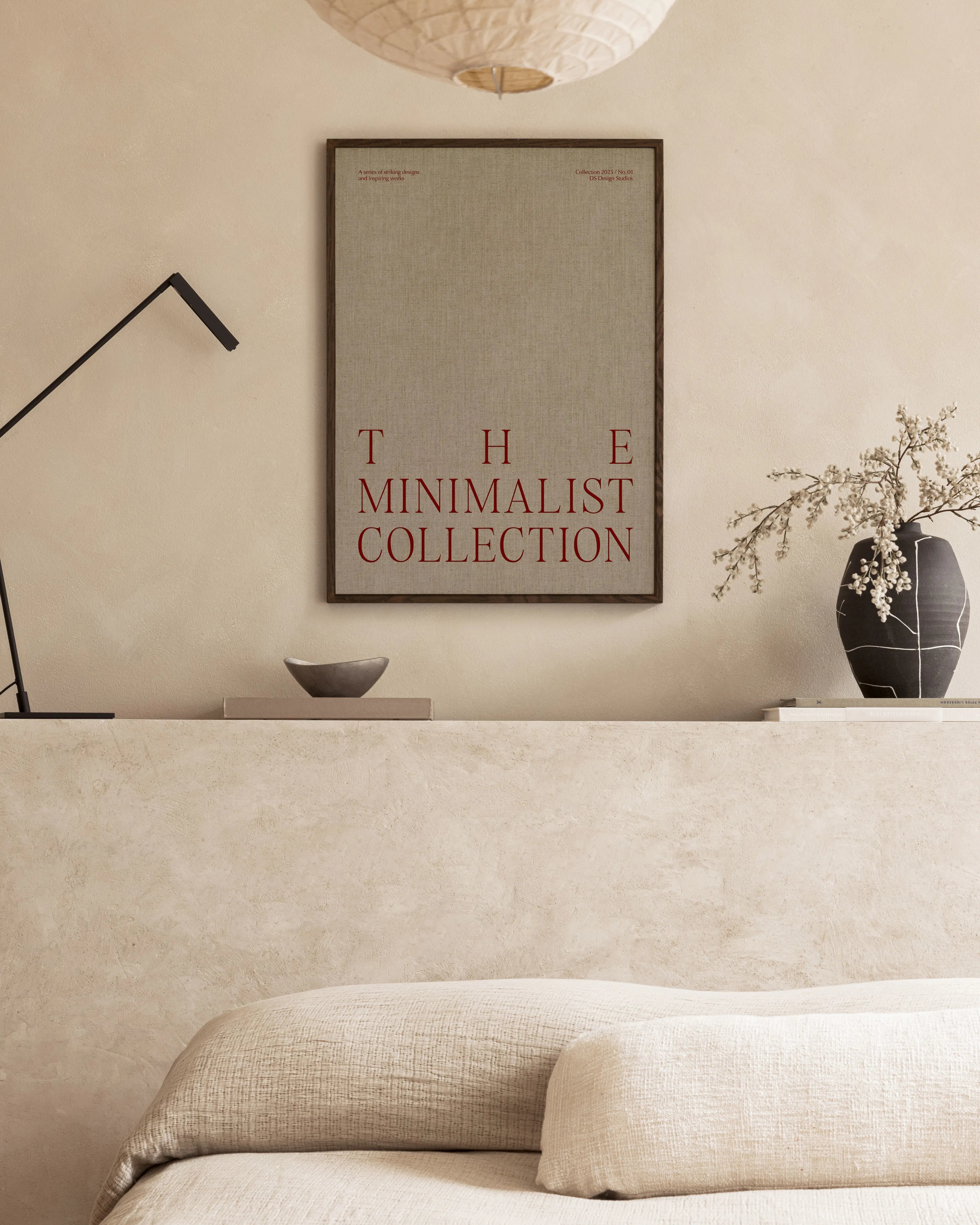 The Minimalist Collection, Design Épuré sur Fond Beige avec Texte Rouge