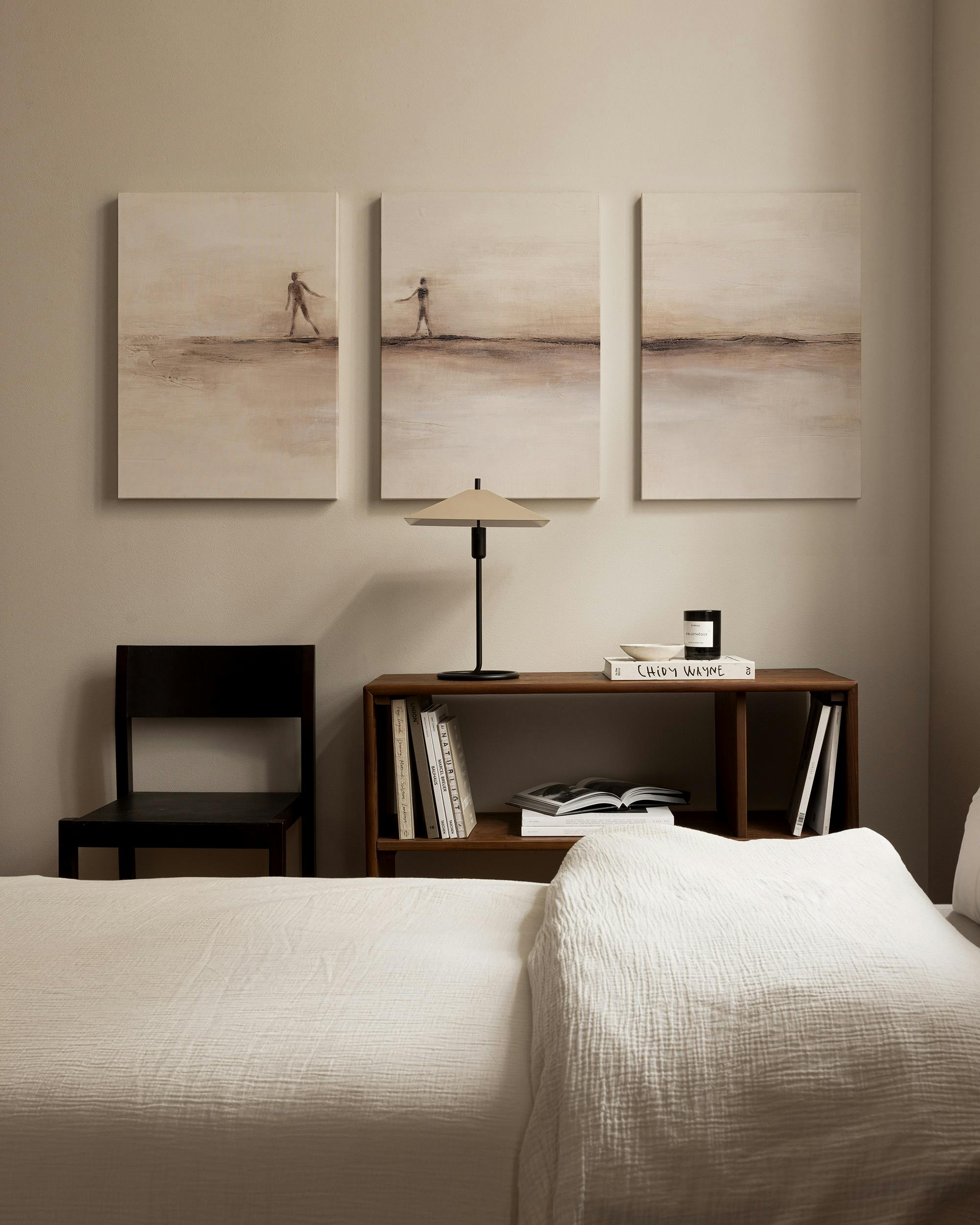 Canvas Prints Figures on the Horizon Canvas Trio (50x70 cm)