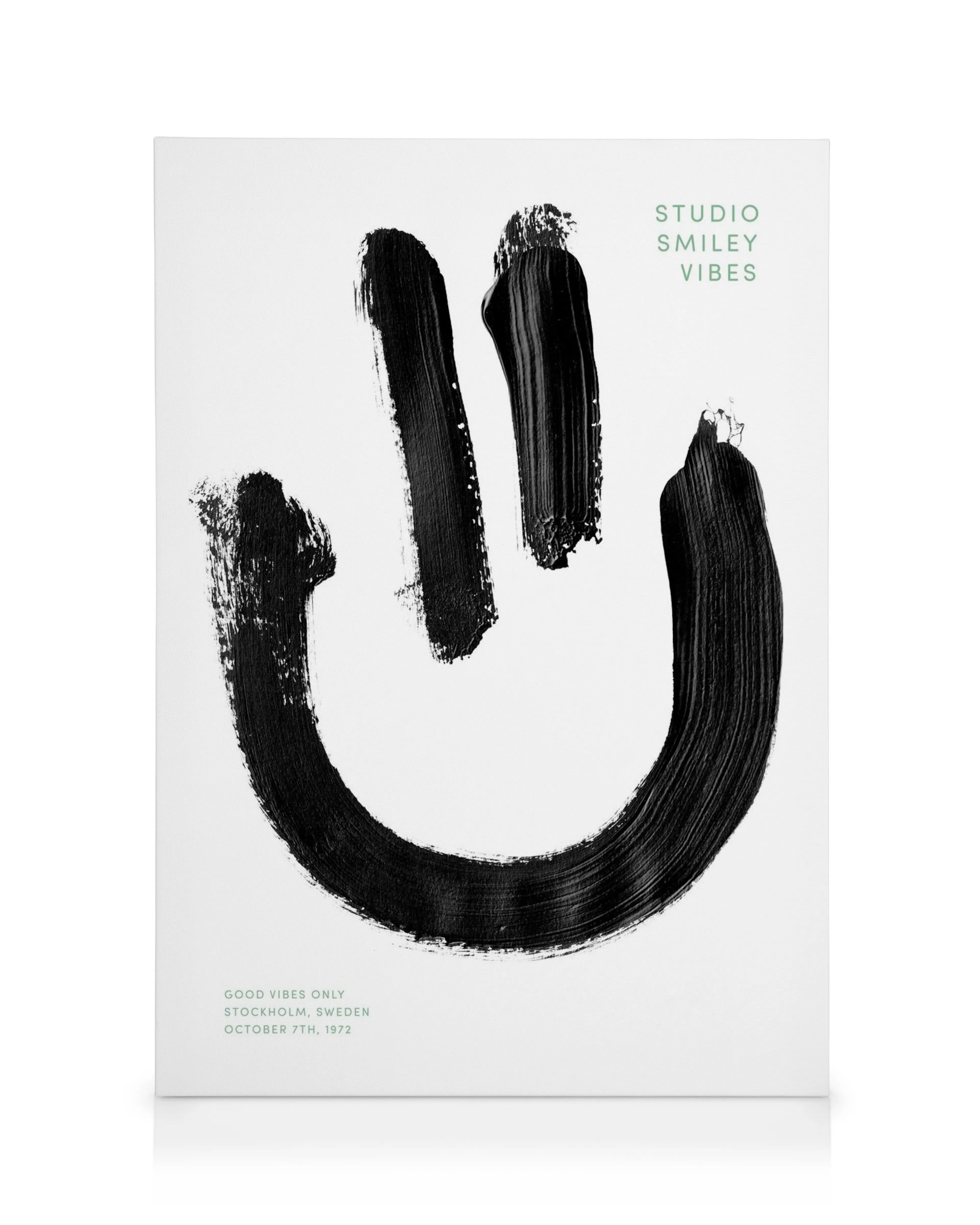 Affiche Toile Smiley Vibe, image abstraite avec coups de pinceau noirs formant un visage souriant et du texte sur fond blanc