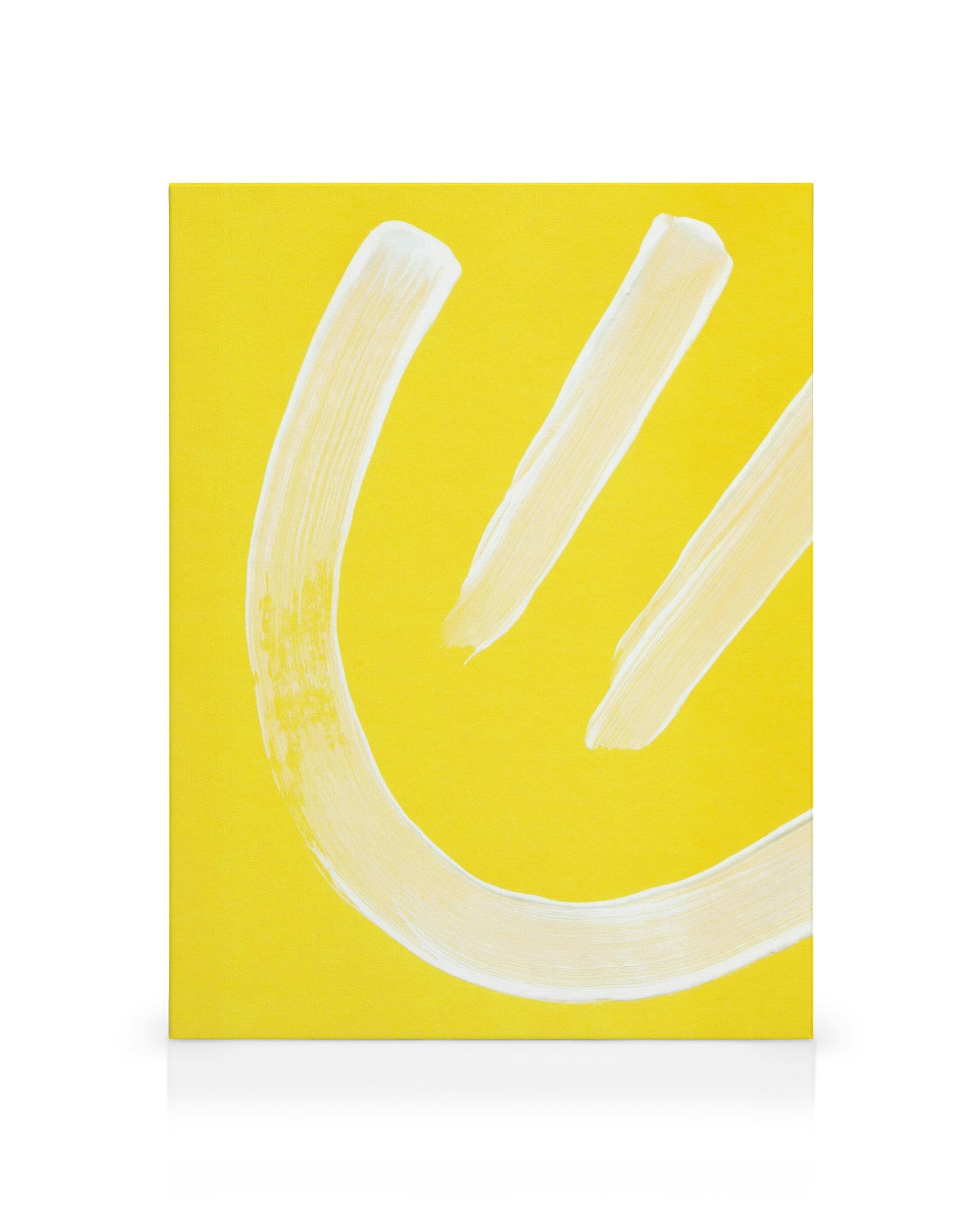 Toile jaune vif avec trois coups de pinceau blancs et texturés formant un smiley, idéal pour la décoration murale
