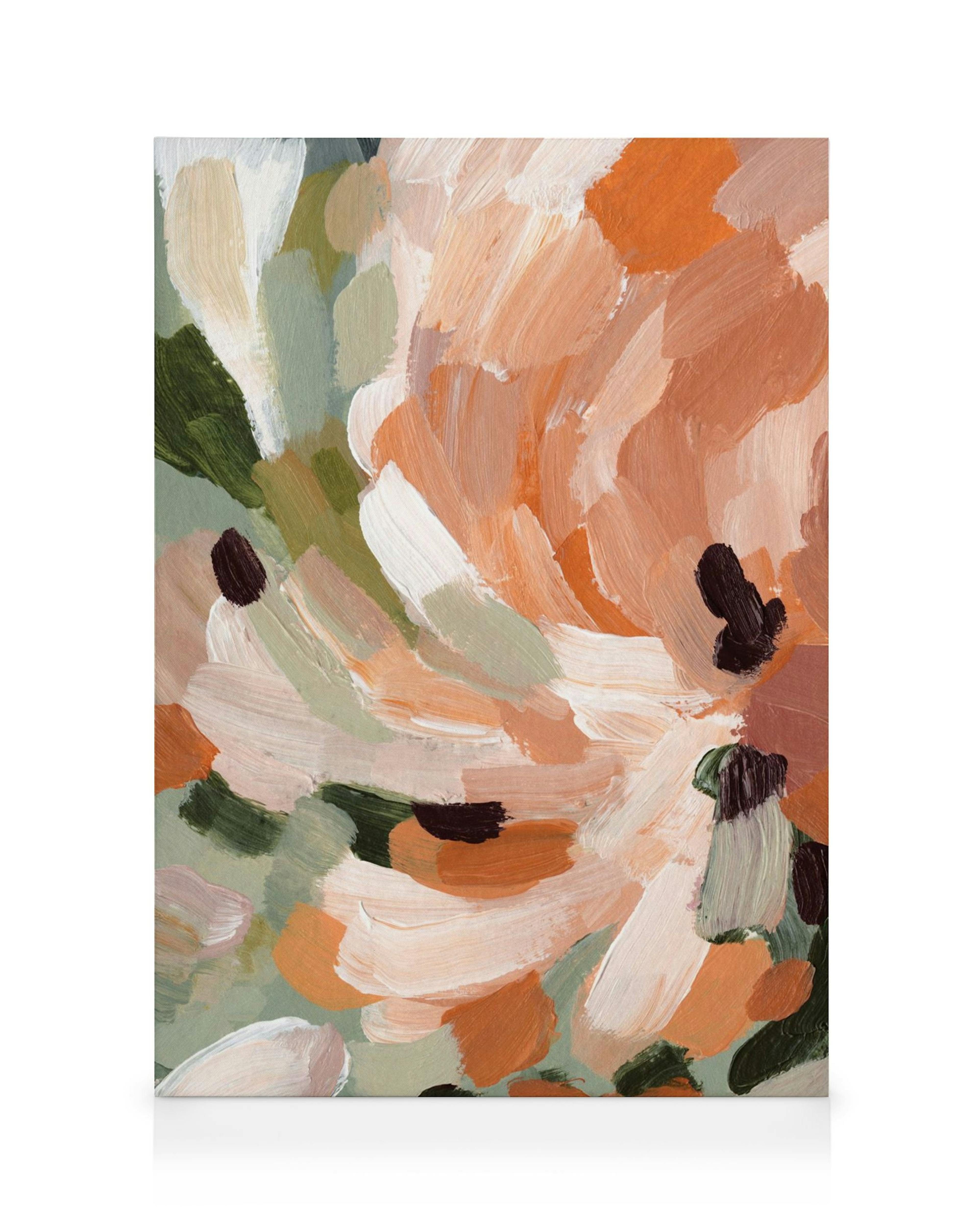 Lienzo abstracto con pinceladas en tonos verdes, terracota, rosa pálido, blanco y toques oscuros.