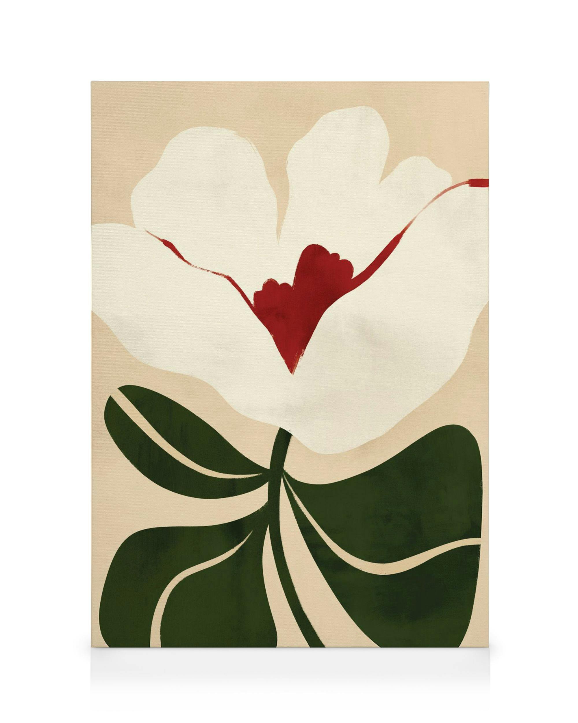 Een canvas met een crèmekleurige bloem met rood hart en donkergroene bladeren op een beige achtergrond.