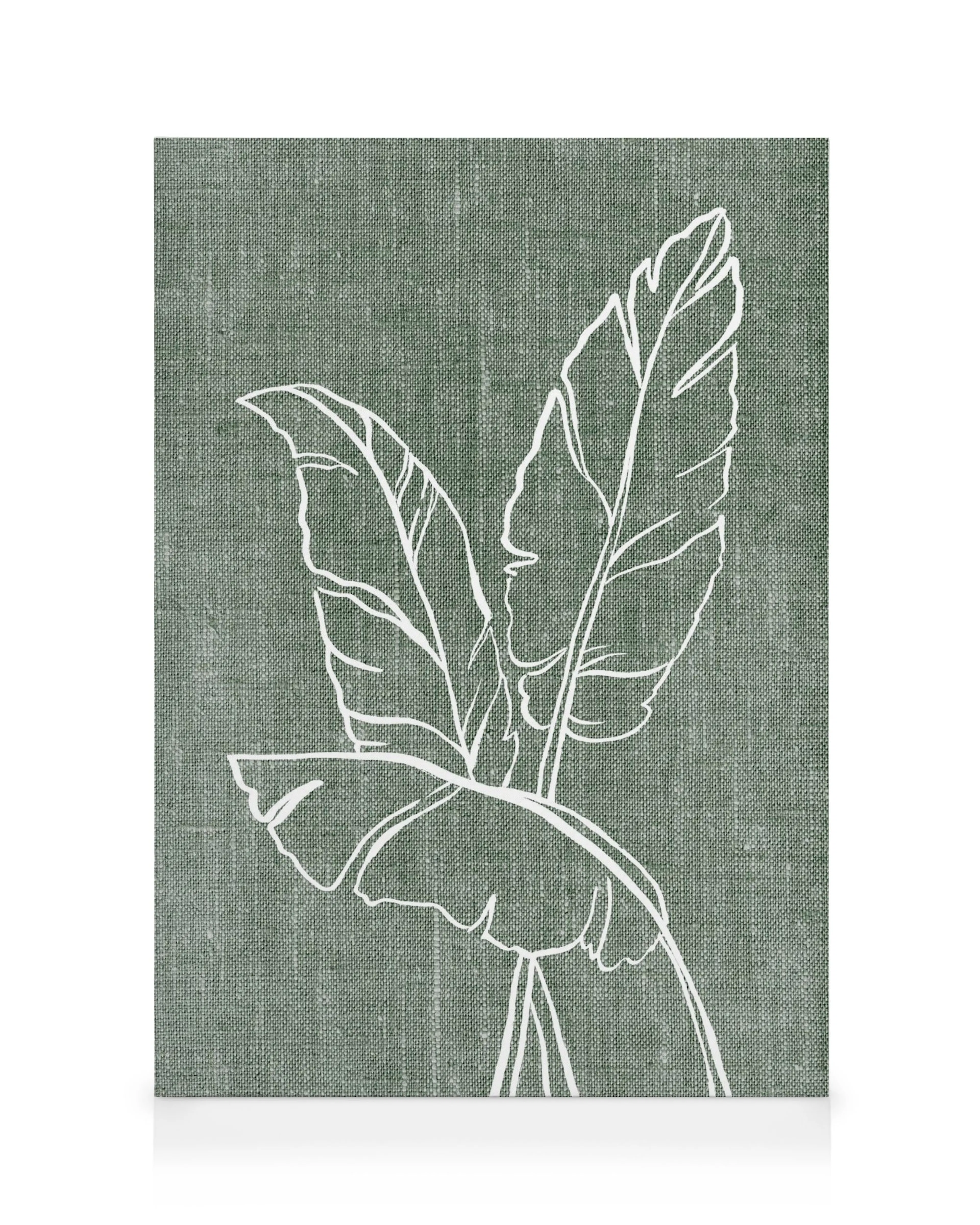 Wit getekende bladeren op een groen linnen canvas, botanische muurkunst.