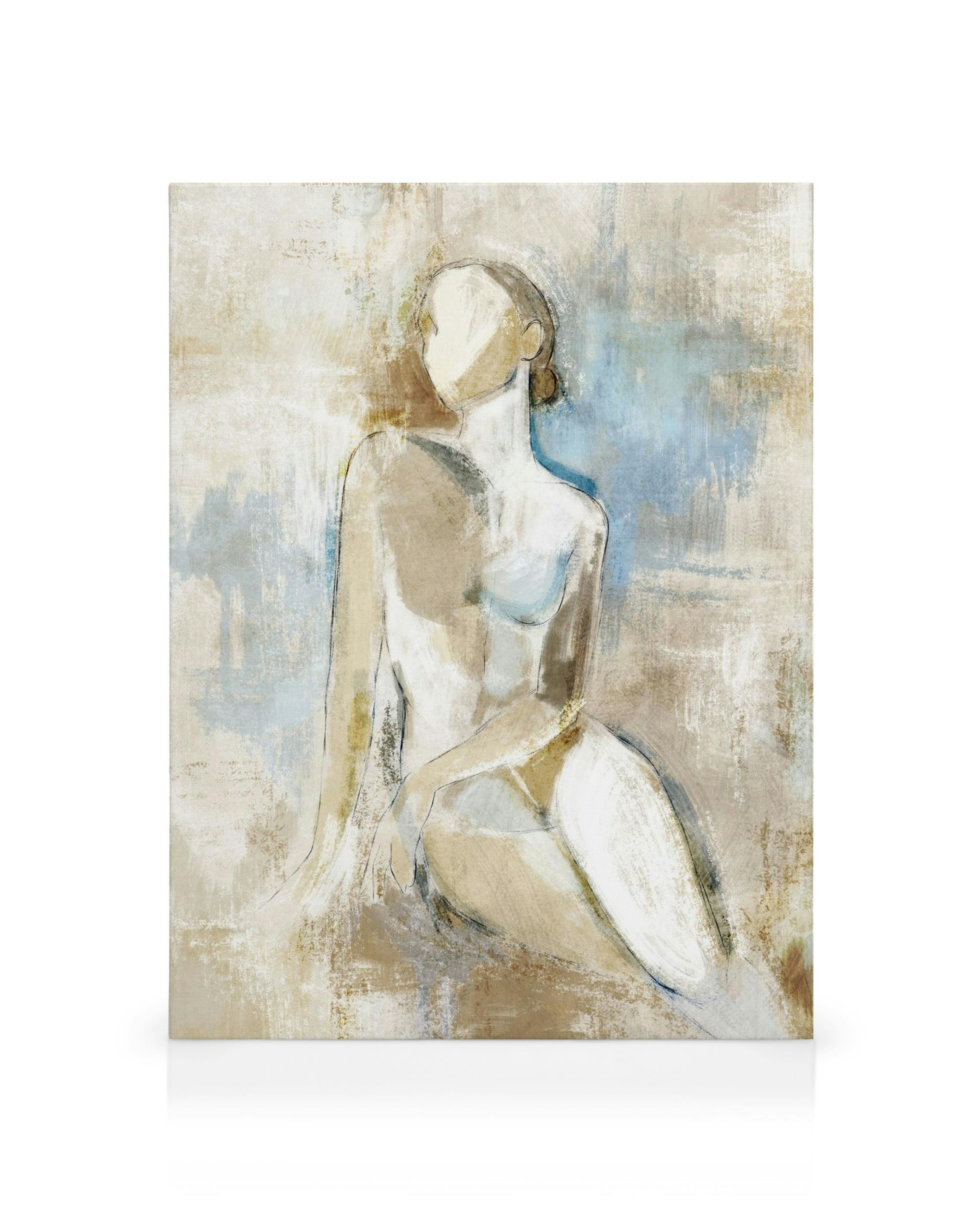 Lærred med abstrakt siddende kvindefigur i beige, hvid og blå nuancer.