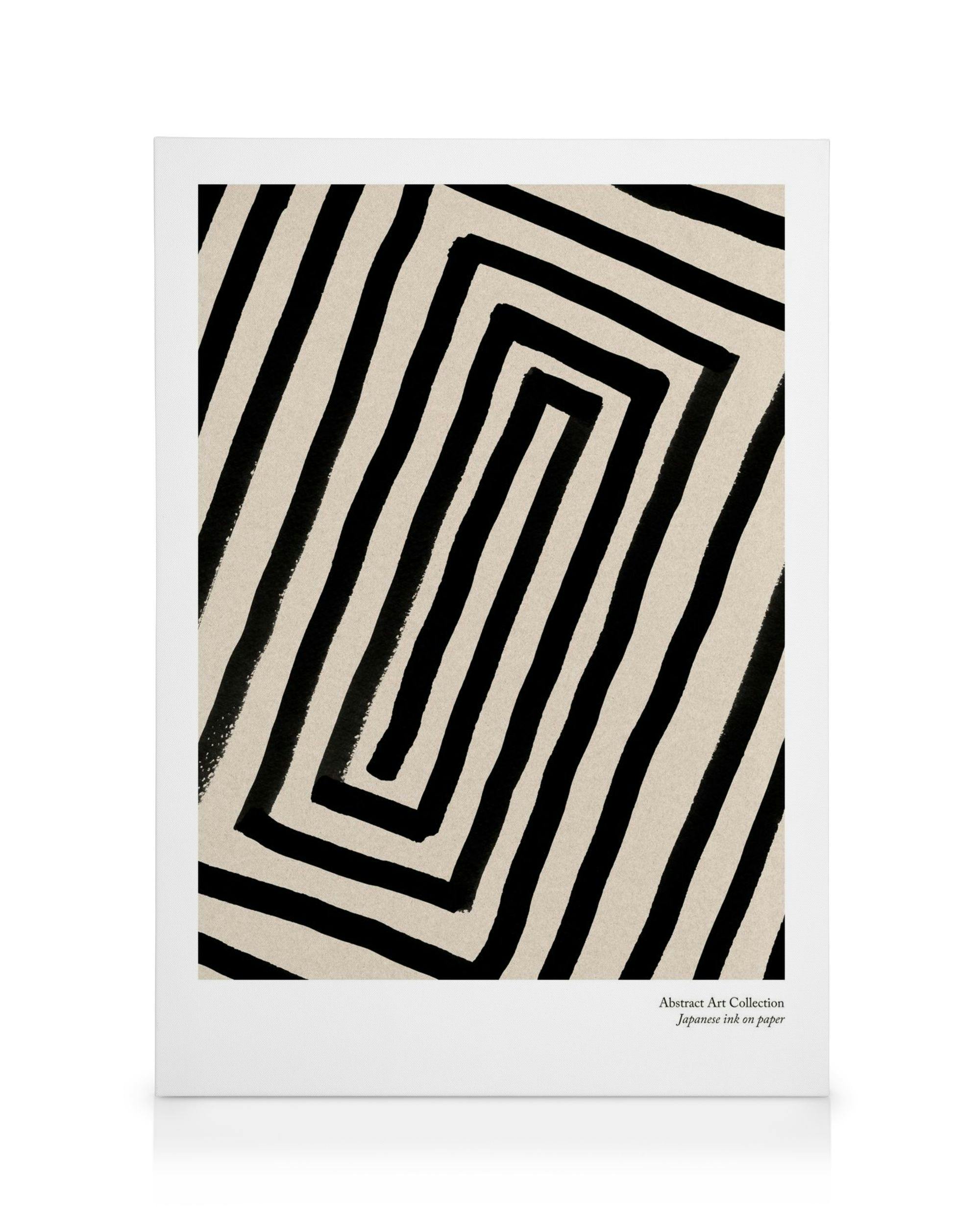 Sort og beige lærred med japansk blæk, der danner et abstrakt, roterende firkantet mønster.