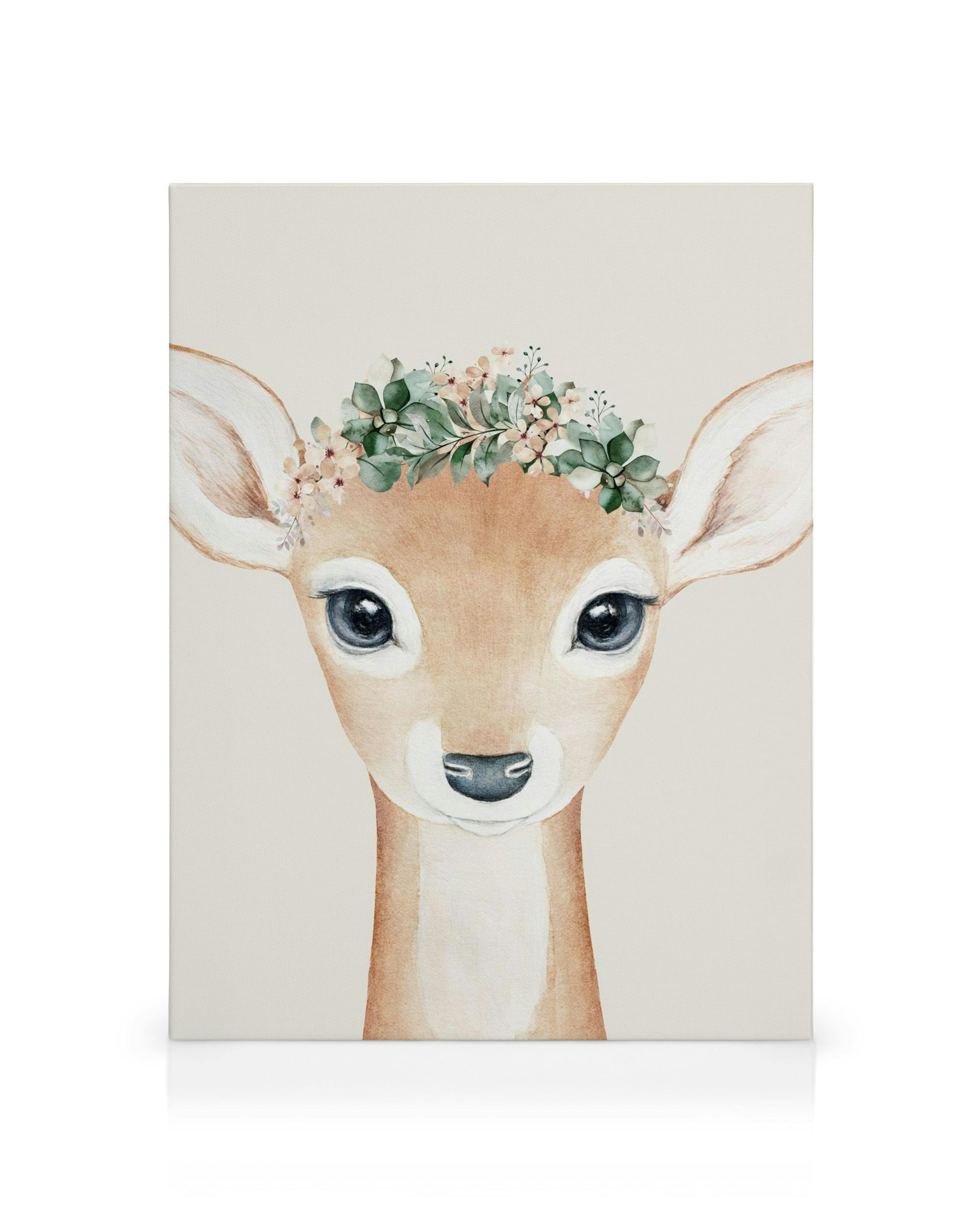 Stampa su tela con illustrazione di cerbiatto, corona floreale, tonalità di verde, marrone, beige e grigio.