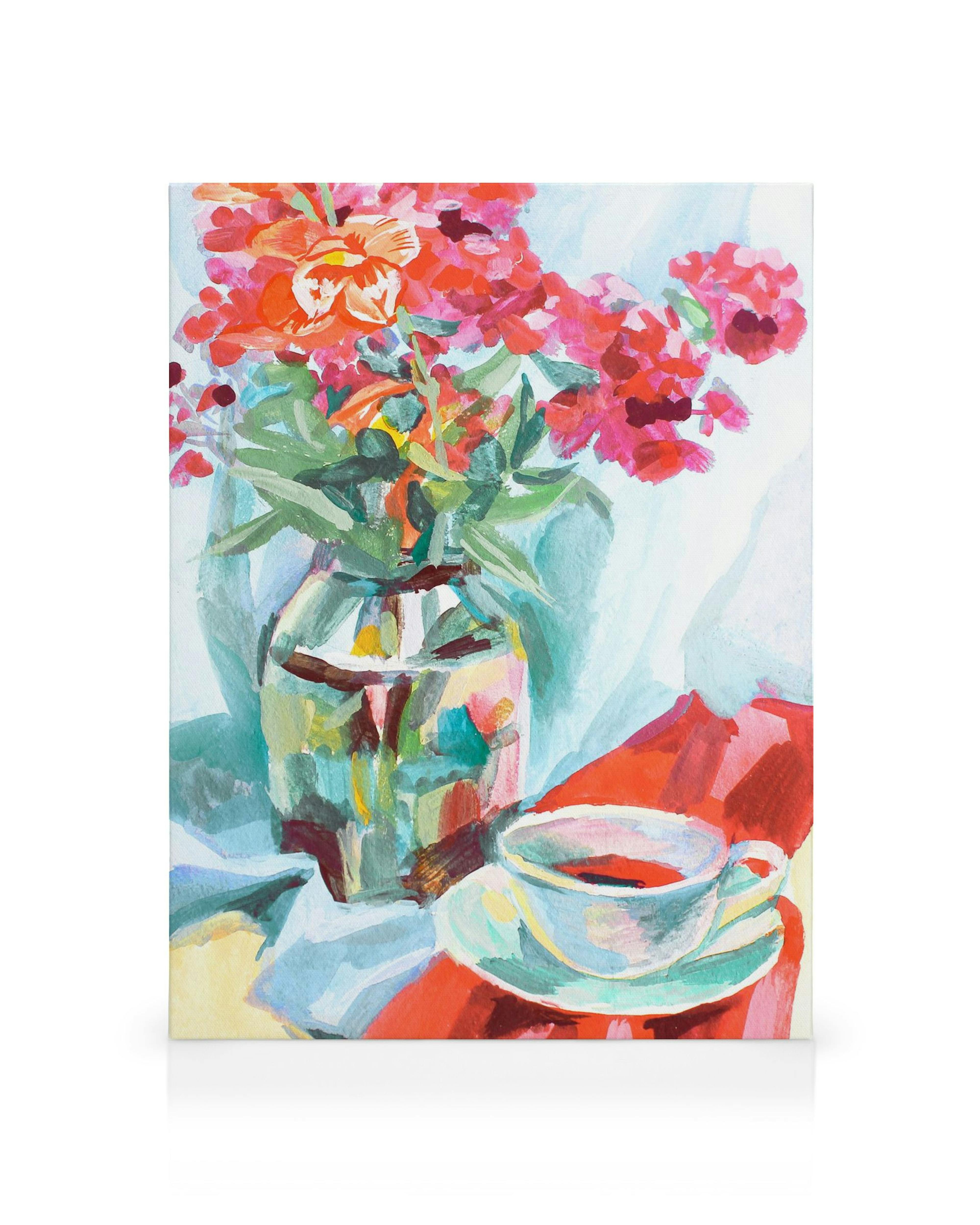 Akrylmaling af blomsterbuket i vase og kop på lærred, med livlige farver, kunsttryk.