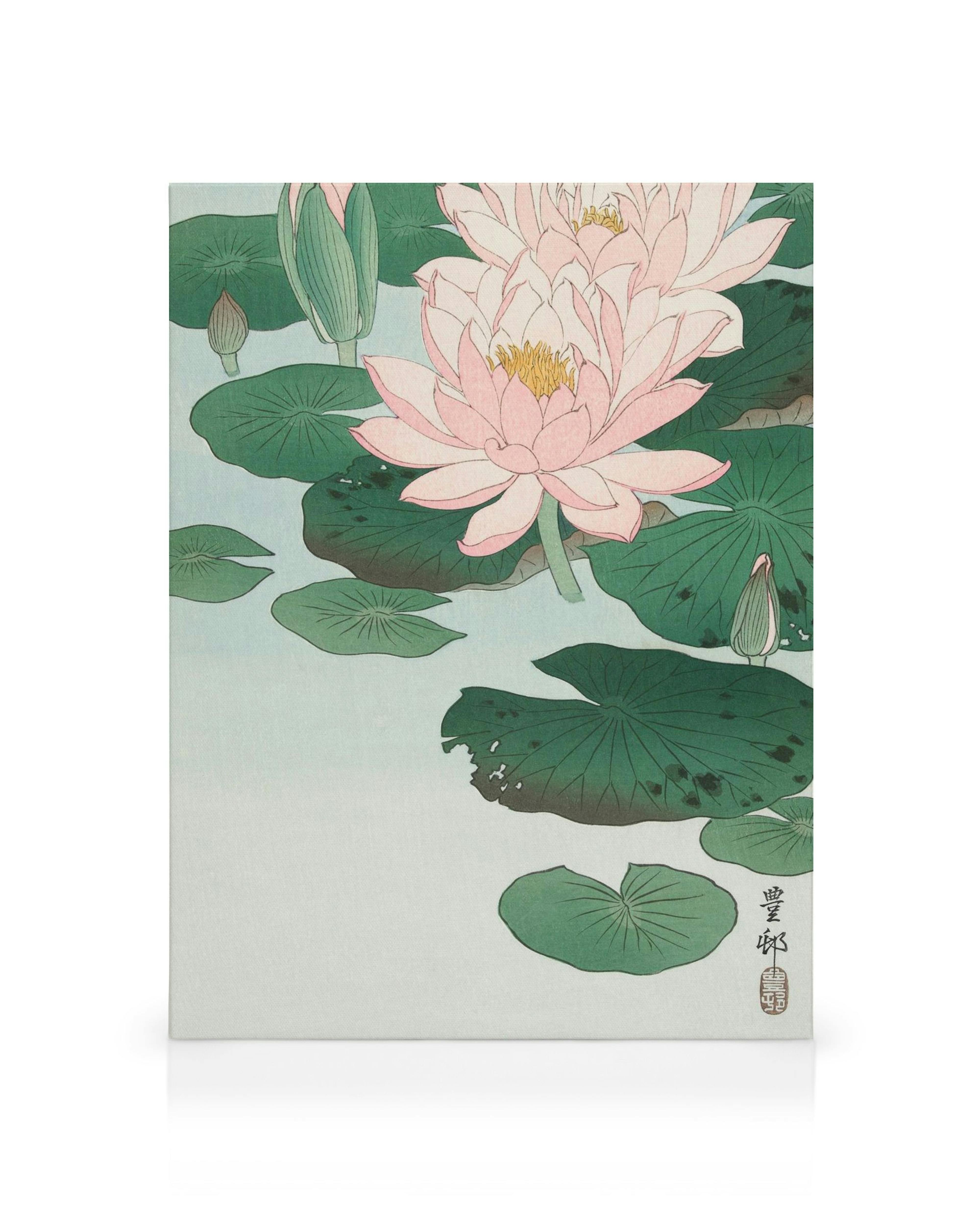 Ohara Koson Druck: Rosa Seerosen und grüne Blätter auf hellem Grund, japanische Kunst mit Stempel.