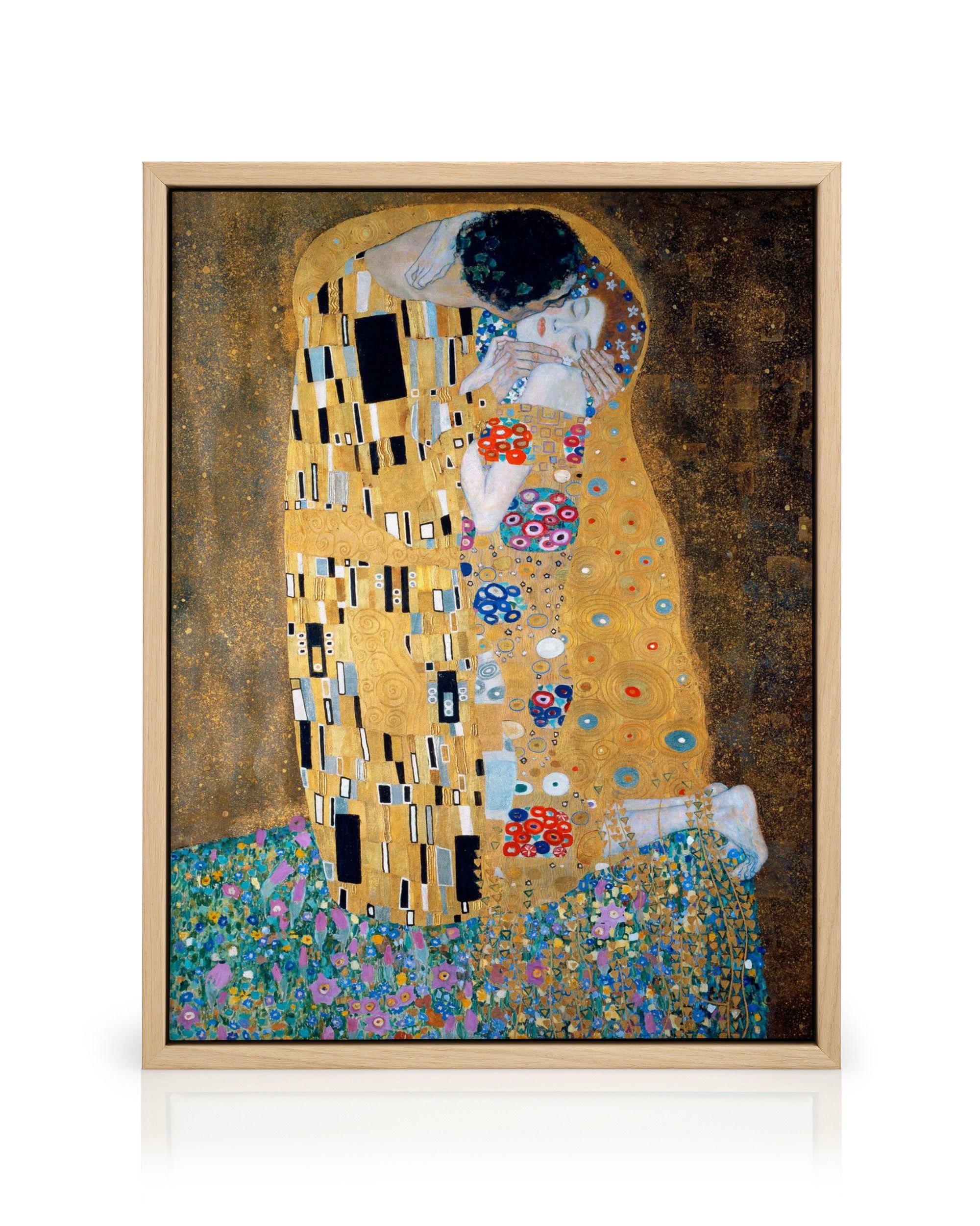 Gustav Klimt - The Kiss Canvas - Romantic Art | Desenio EU