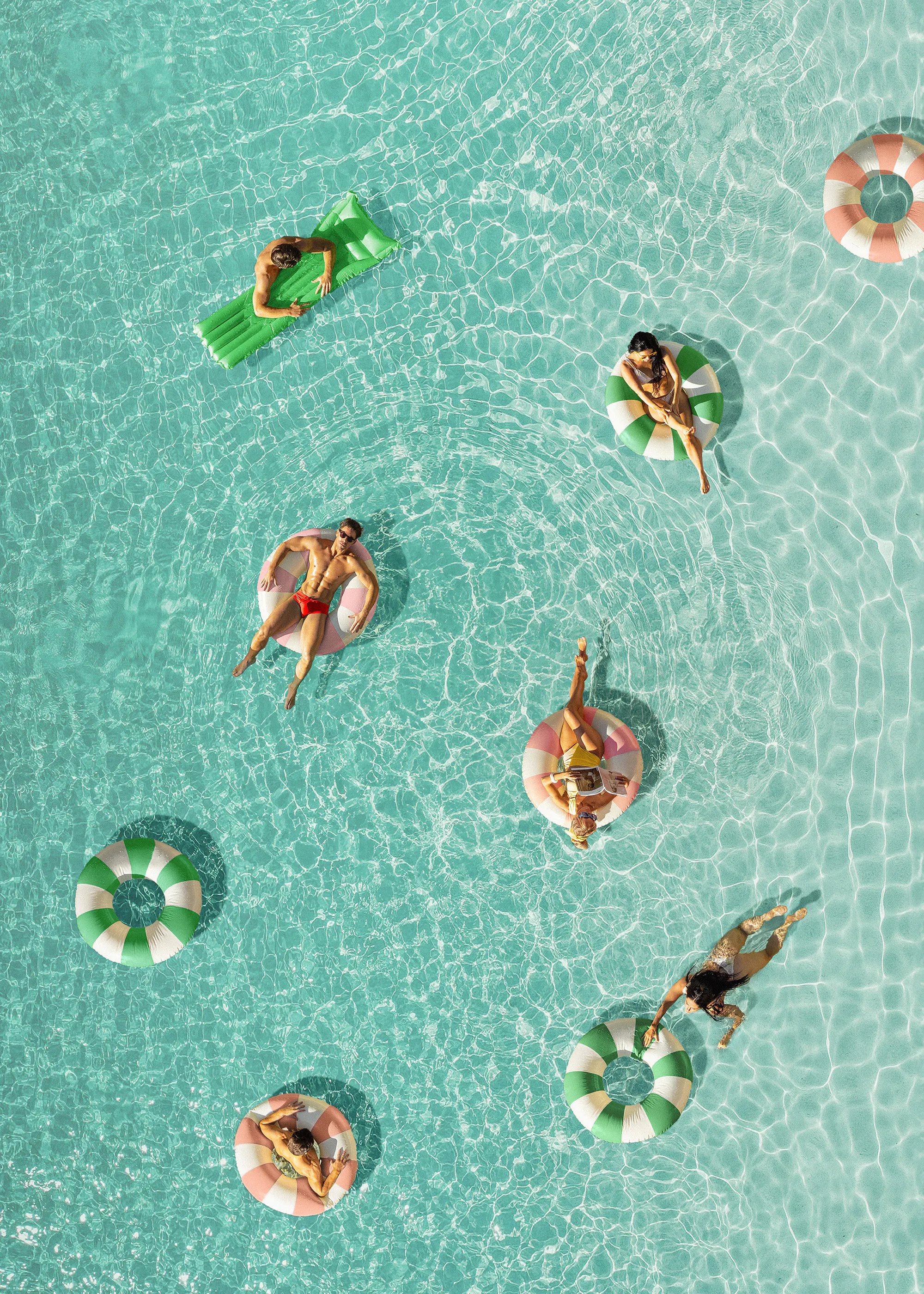 Floating Crowd Poster 0