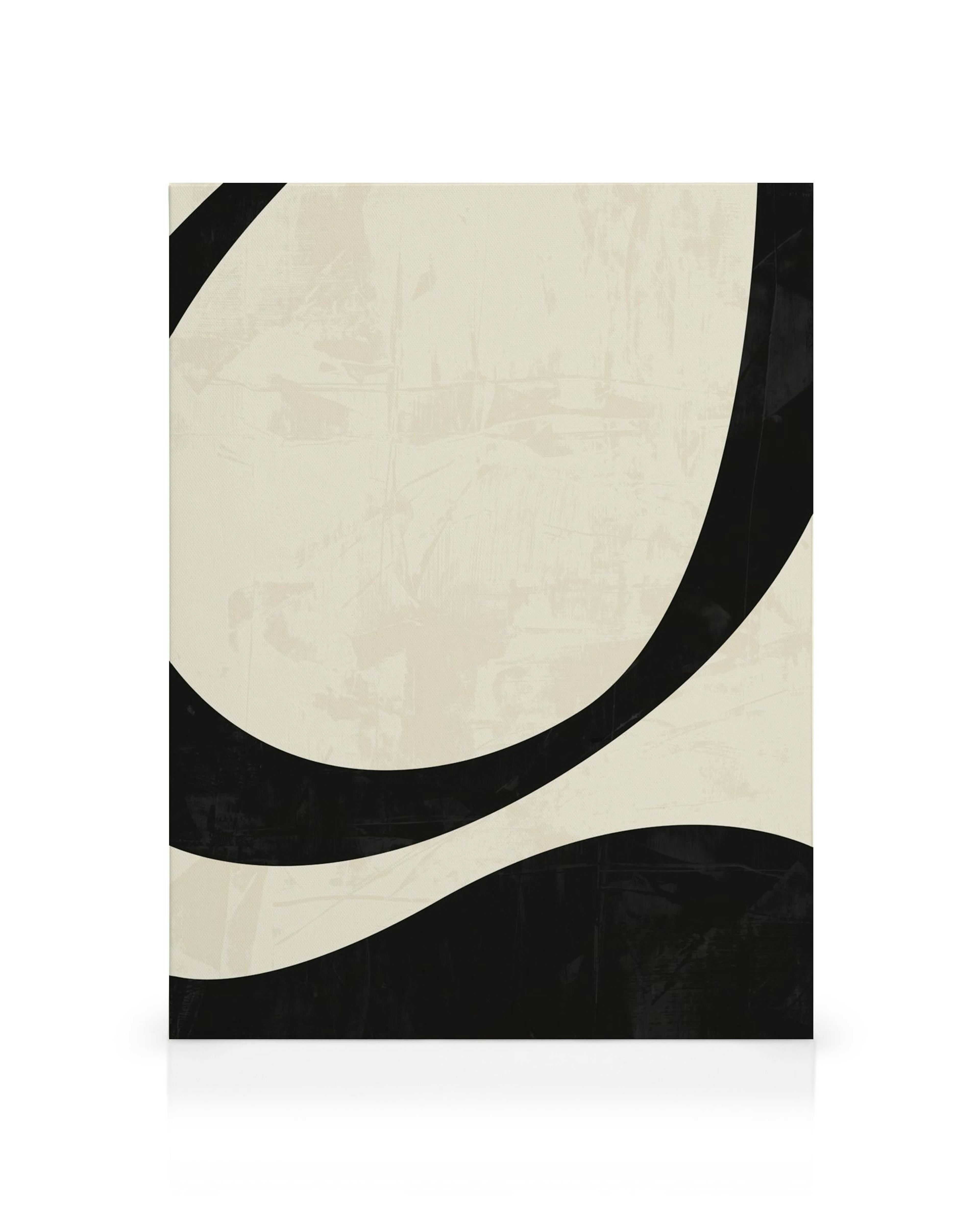 En canvastavla med ett abstrakt motiv av svarta vågiga linjer på en beigefärgad bakgrund med struktur.