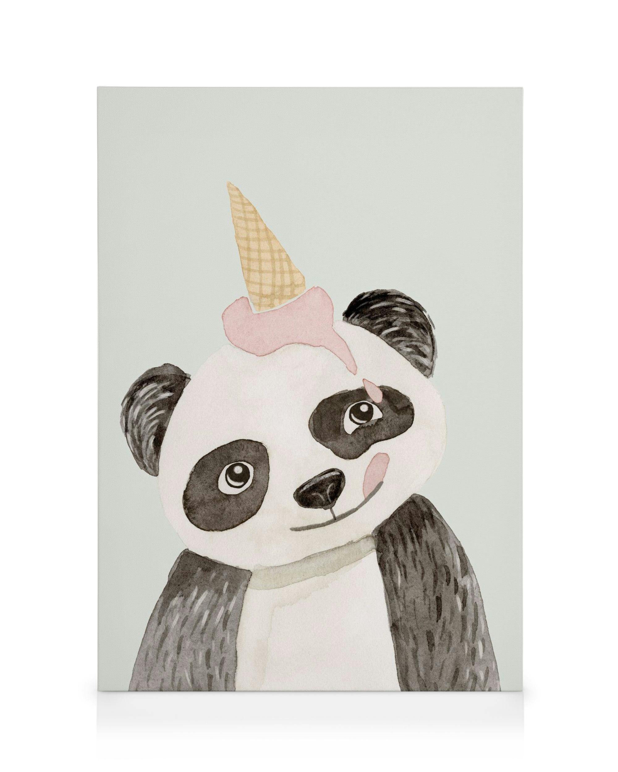 Leinwand mit lächelndem Panda, der eine Eistüte auf dem Kopf trägt, rosa Eis schmilzt über sein Gesicht auf hellblauem Hintergru