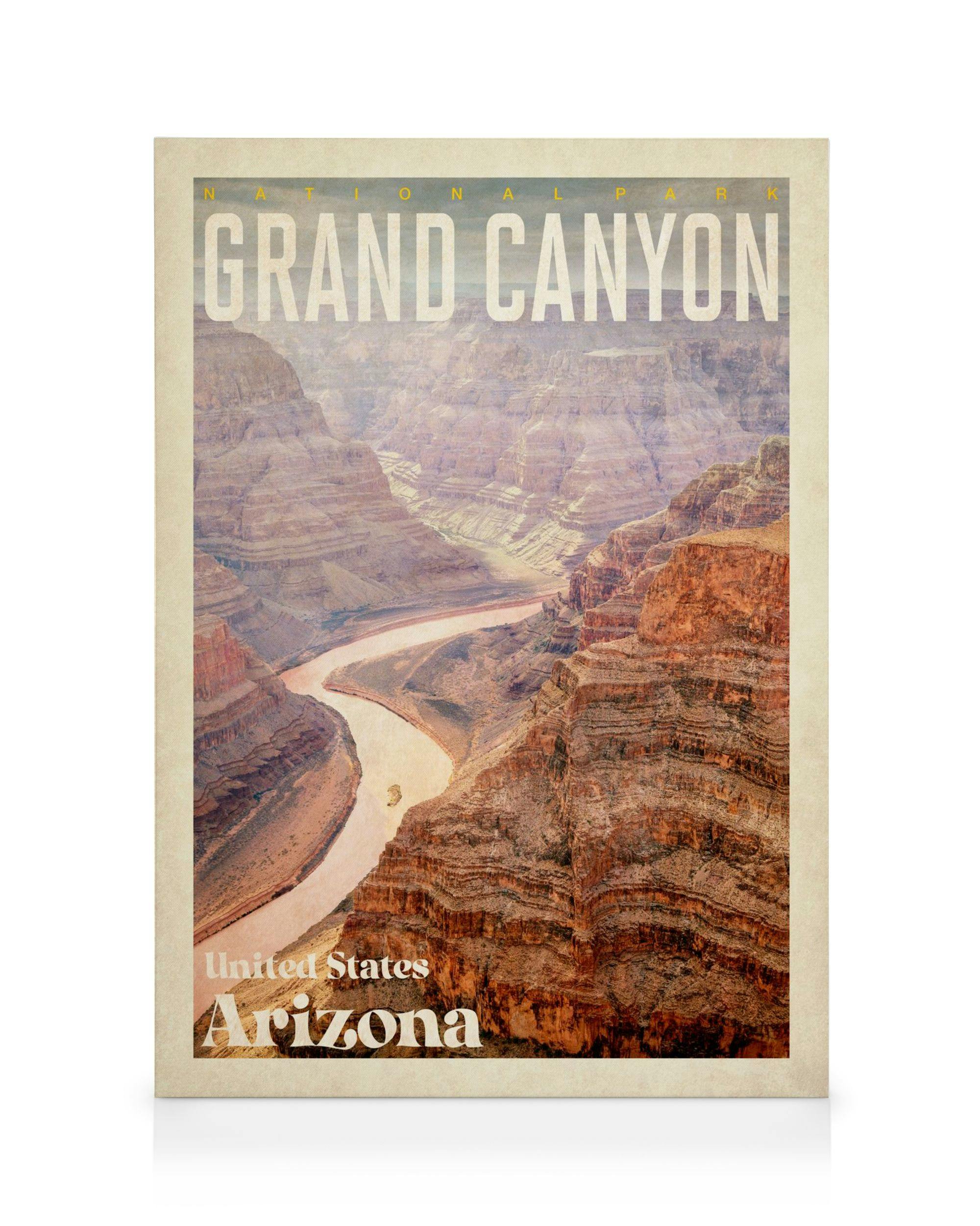 Canvas print van de Grand Canyon met rode kliffen en rivier, tekst Grand Canyon National Park en Arizona op beige rand.