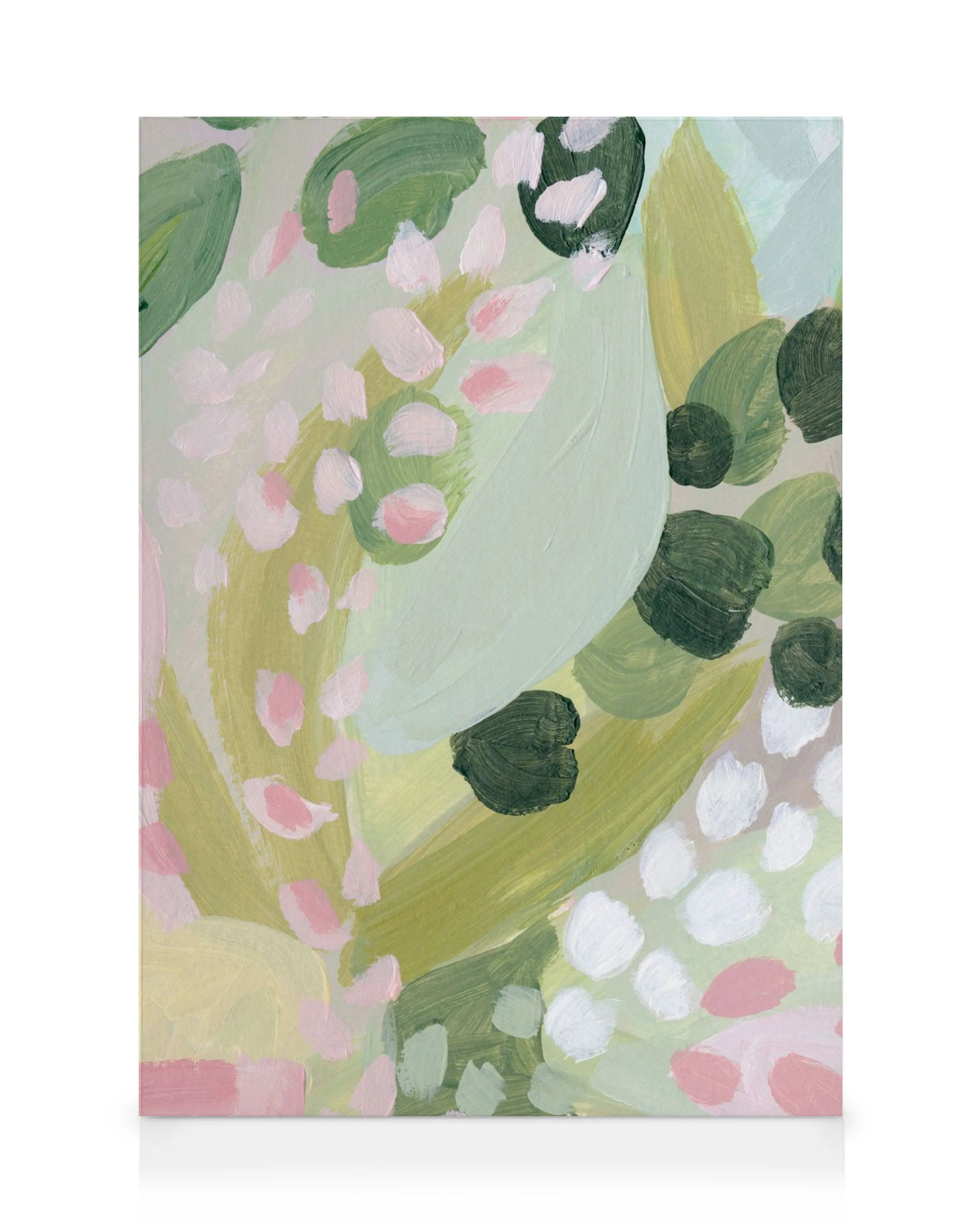 Abstrakt botanisk canvas med penseldrag i grönt, rosa, vitt och gult, bladliknande former och livliga färger.