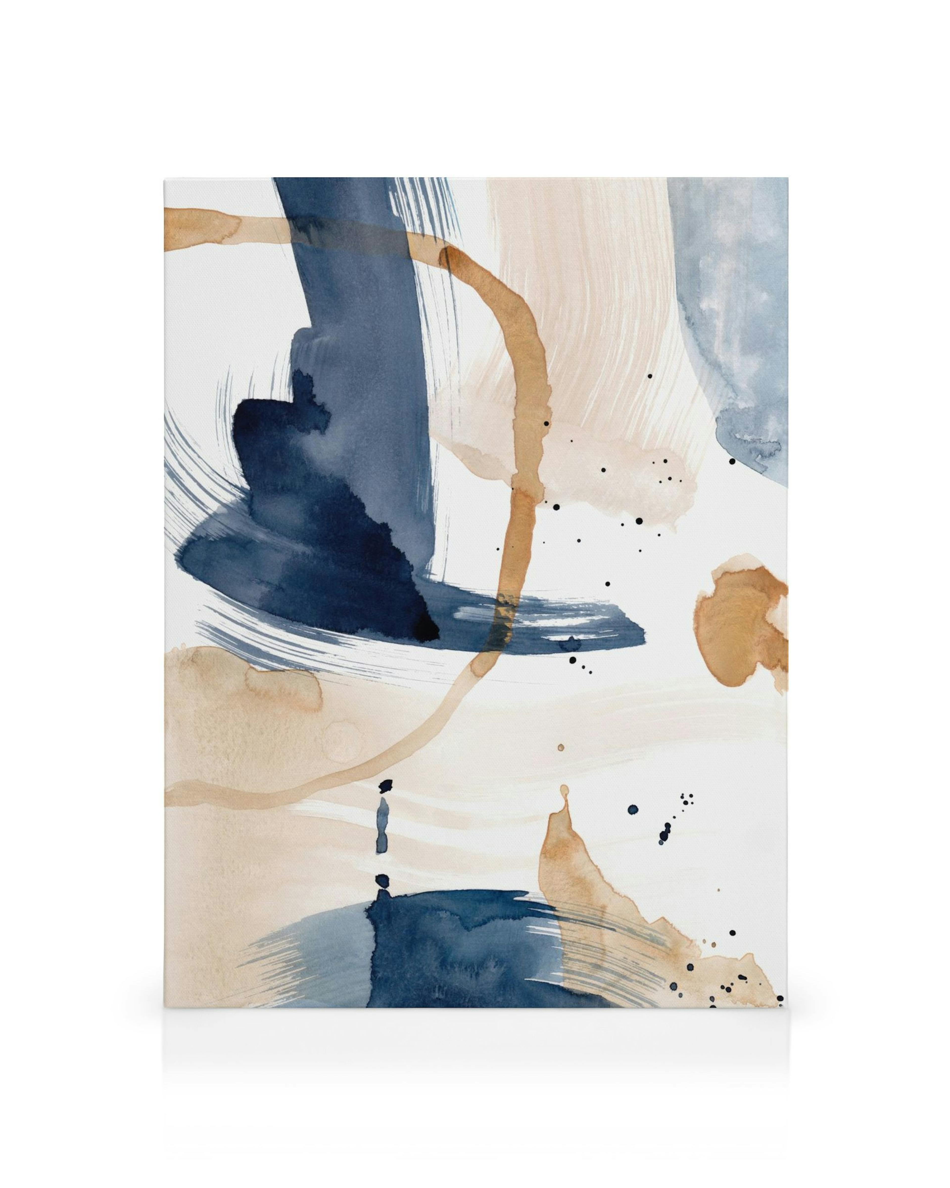 Toile abstraite avec coups de pinceau bleus, bruns et beiges, style aquarelle.