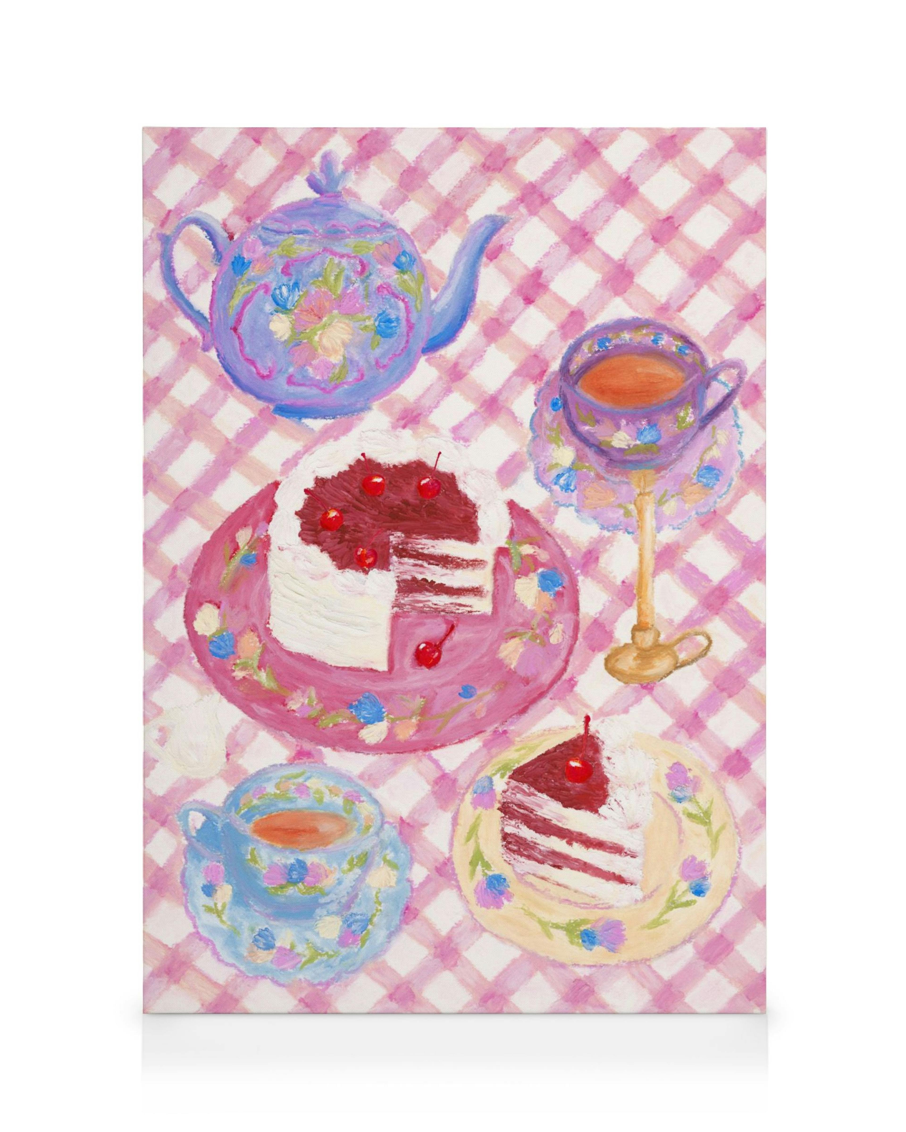 Kawałek czerwonego aksamitnego ciasta wiśniowego z polewą, uchwycony w fotorealistycznym stylu, z apetycznym blaskiem.