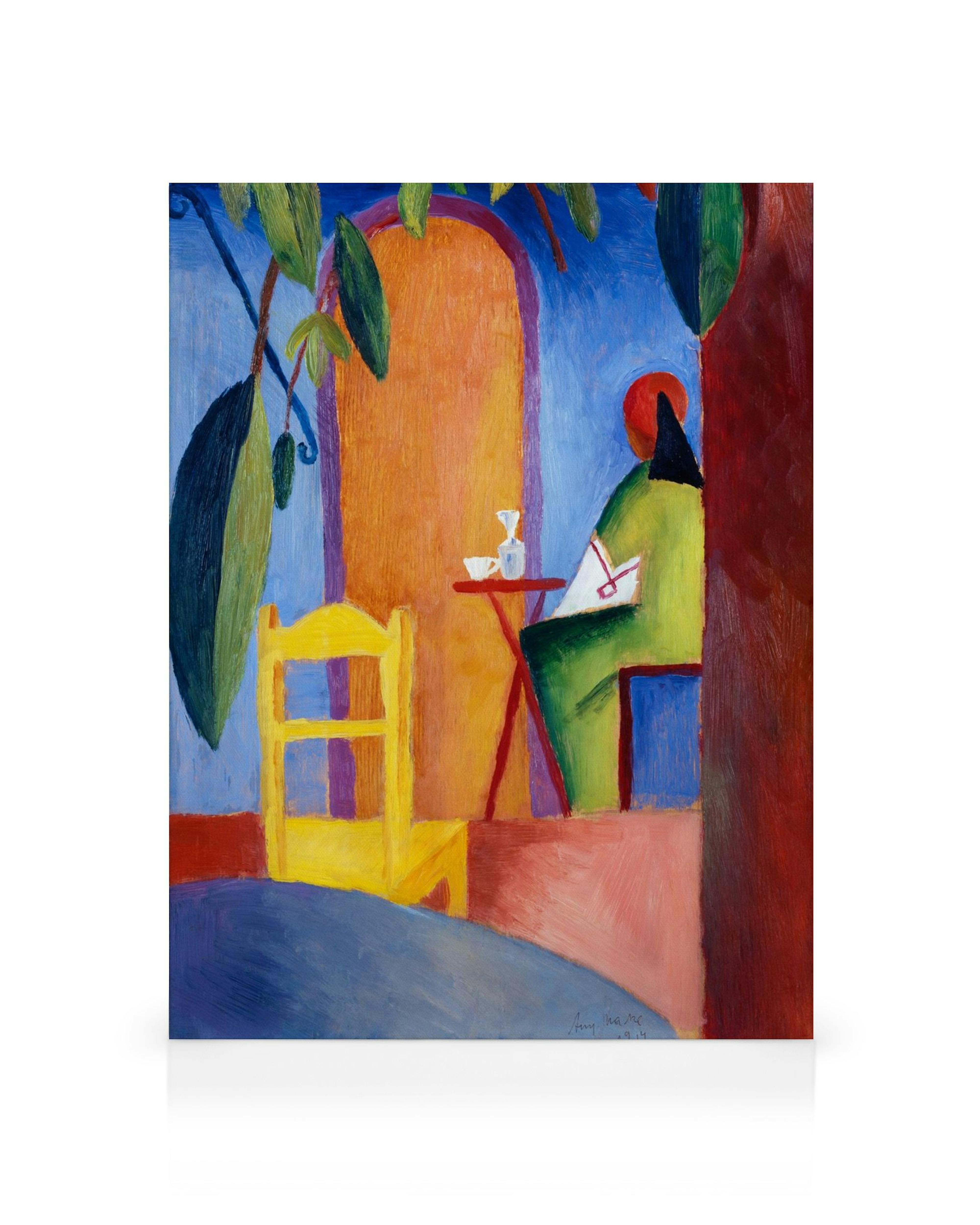 August Macke konstverk, en person läser vid ett rött bord med en vit kopp. Ljusa orange, röda, blå väggar.