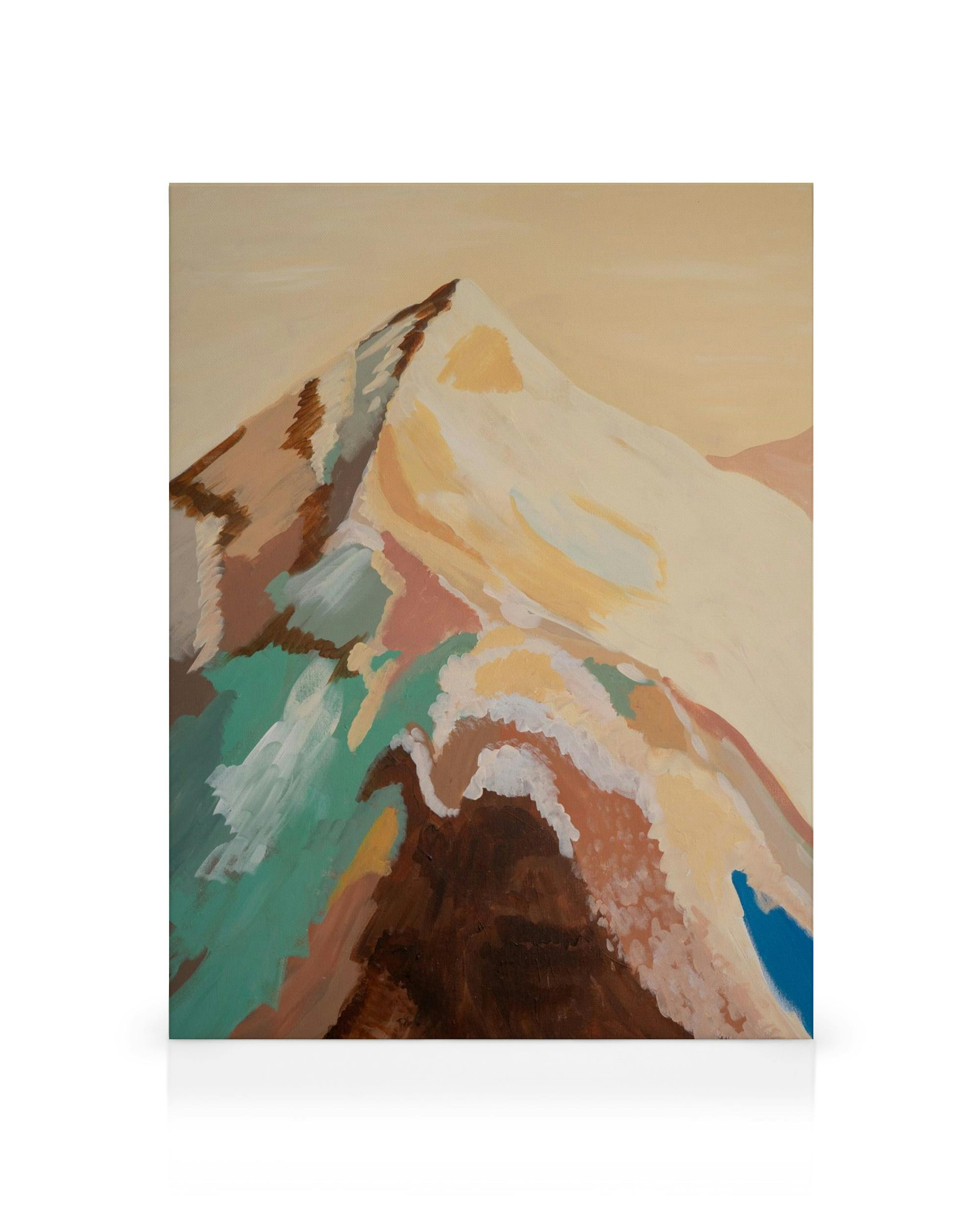 Leinwandbild mit einem abstrakten Berg in beige, braun, türkis und blau, umgeben von einem hellen Himmel.