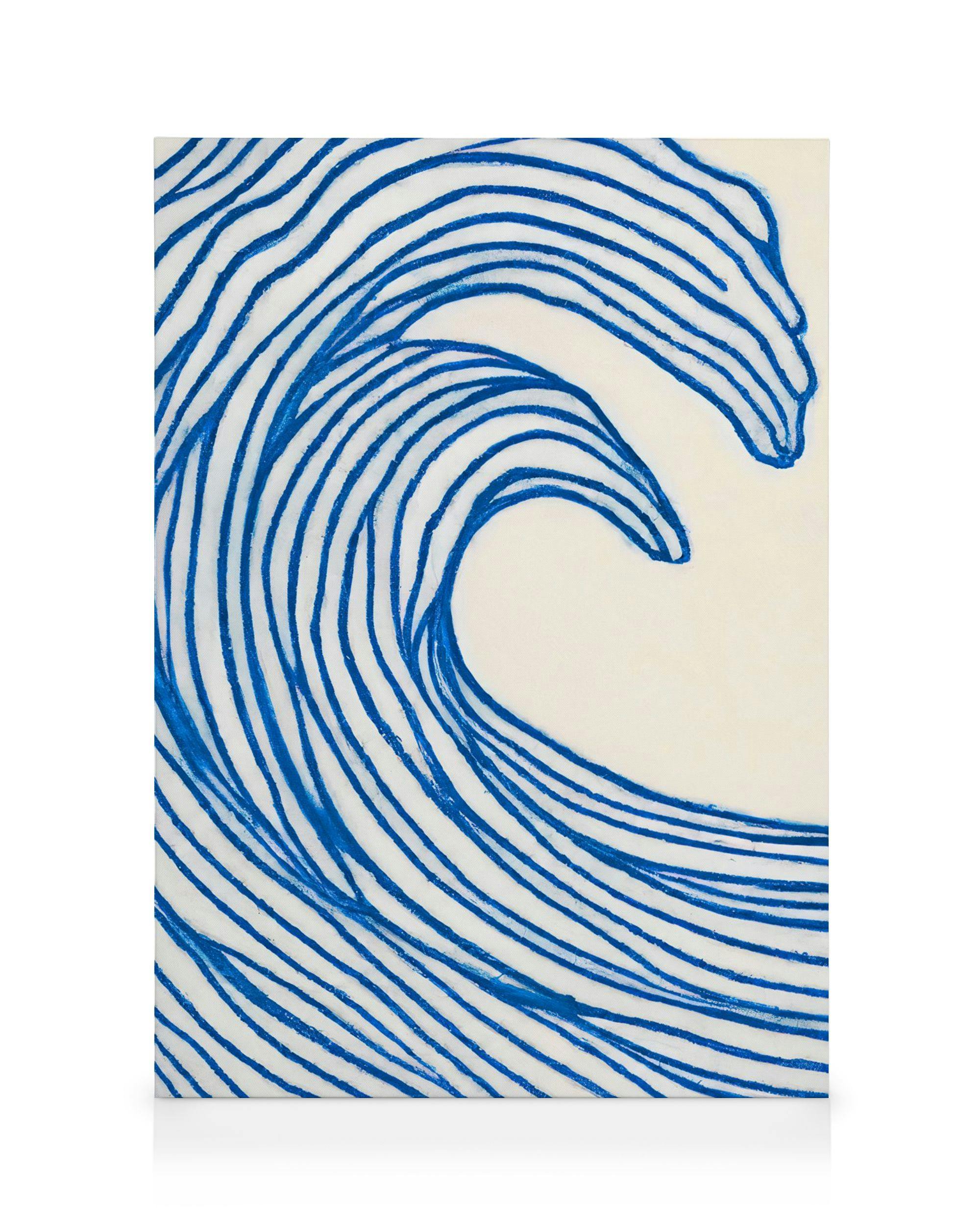 Lienzo de una ola oceánica azul audazmente delineada sobre un fondo blanco cremoso.