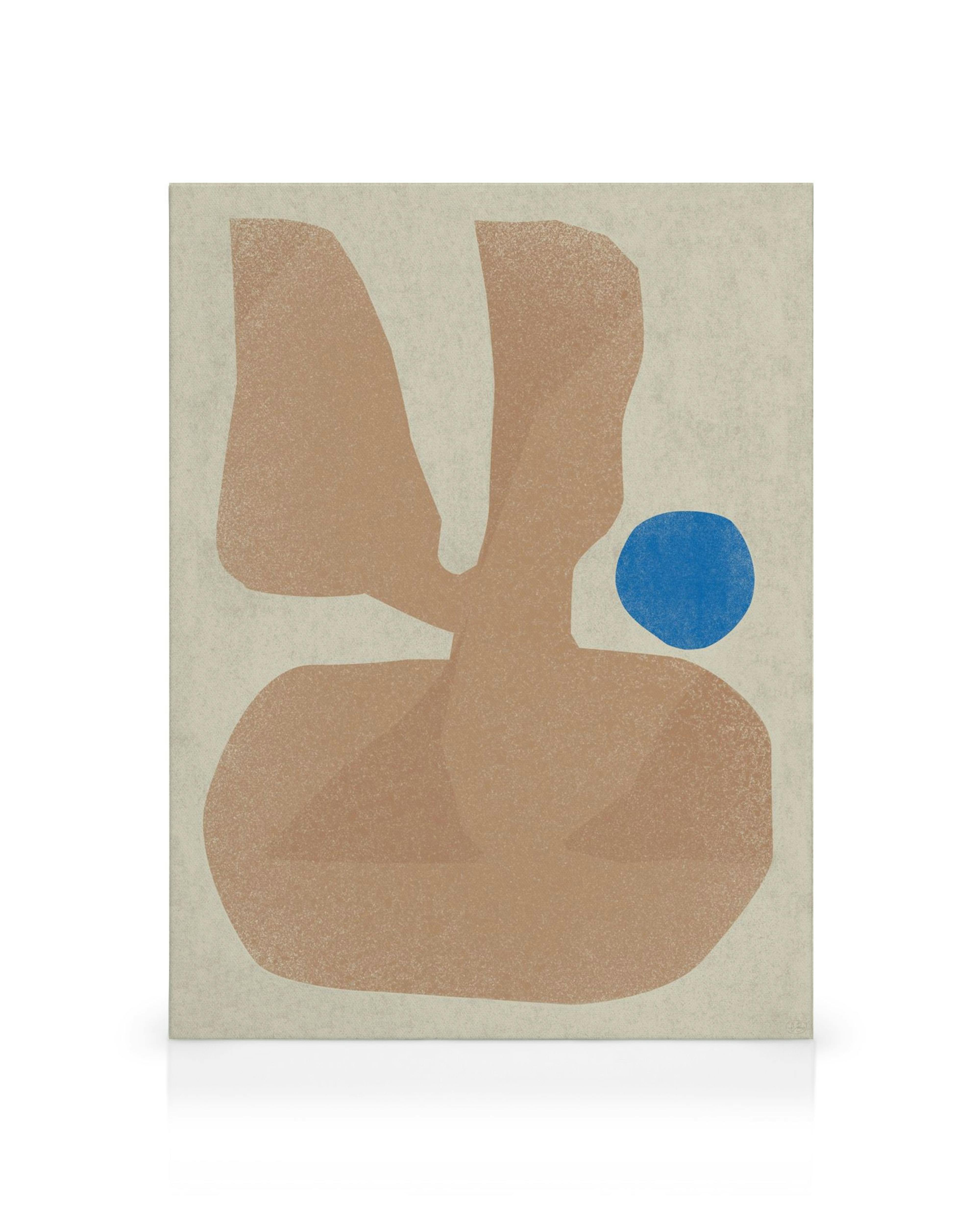 Berenice Hernandez Pedazos de Plantas IV lærred, abstrakt kunst af beige former og en blå cirkel på beige baggrund.