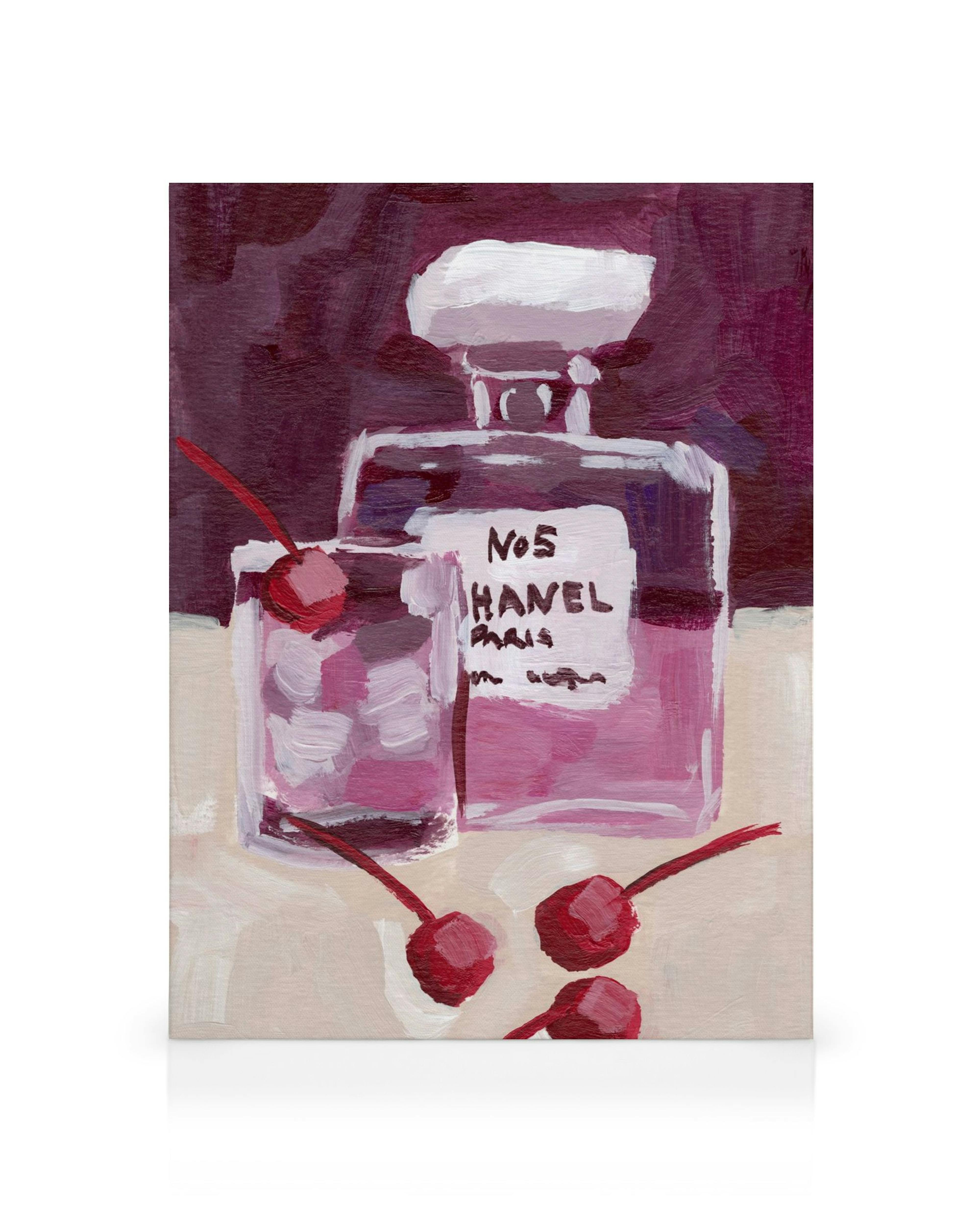 Aquarellbild eines Chanel No. 5 Parfüms und eines Cocktails mit Kirschen, in lebhaften Rosa- und Lilatönen.