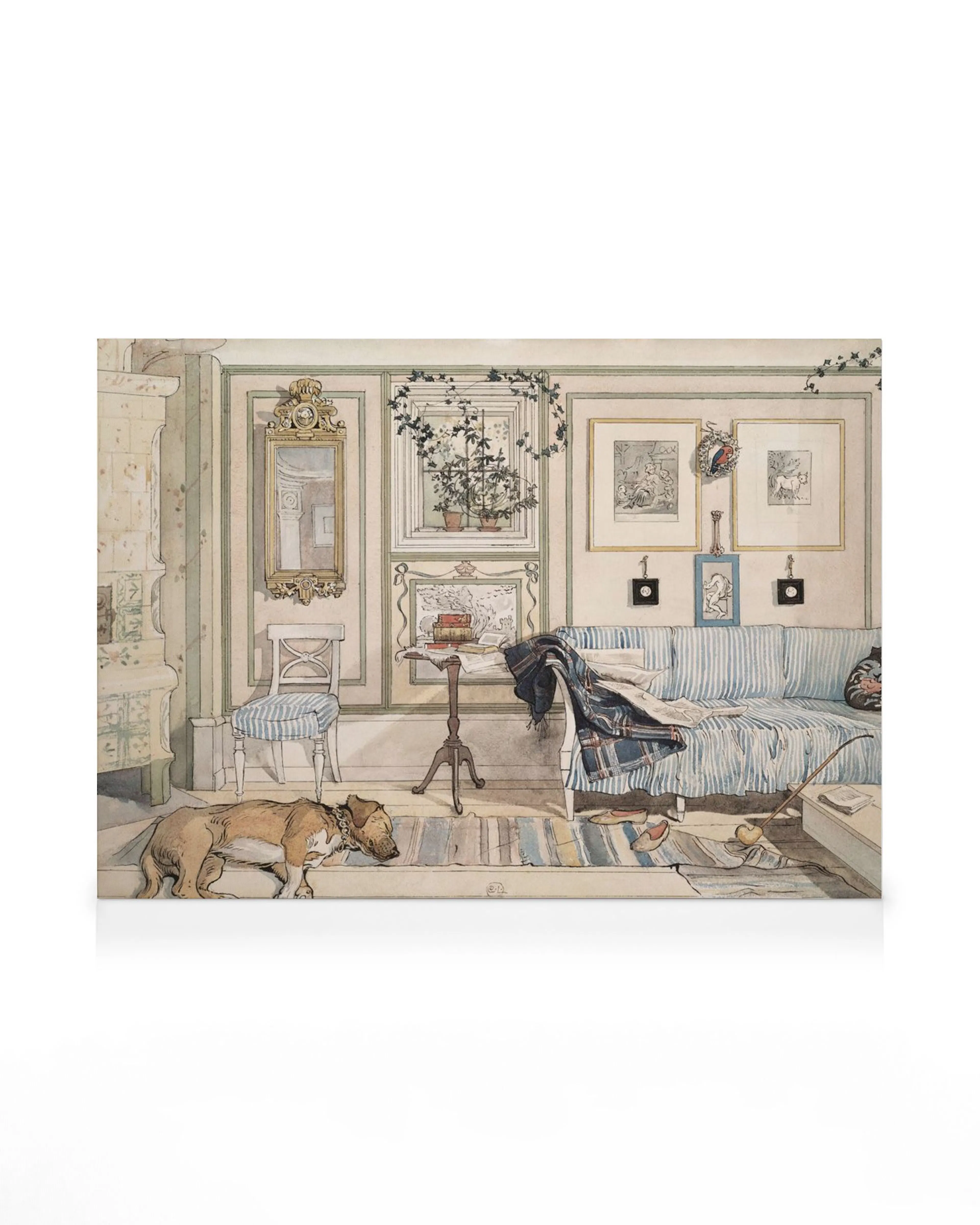Hond slaapt op vloerkleed naast gestreepte bank in gezellige Carl Larsson woonkamer, met spiegel, planten, en een bezem.