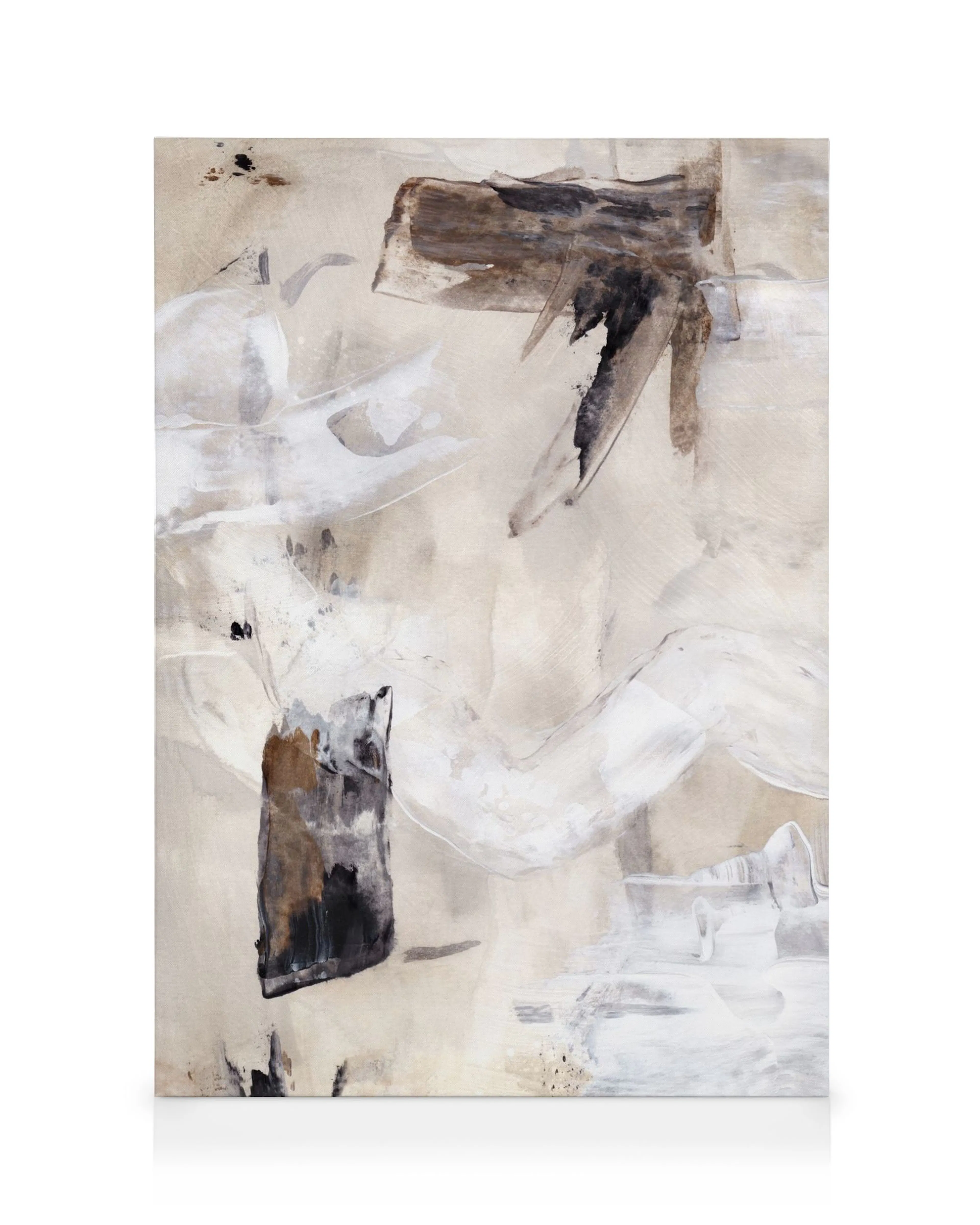 Lienzo abstracto con trazos amplios en beige, marrón, blanco y negro, creando arte de pared elegante y neutro.